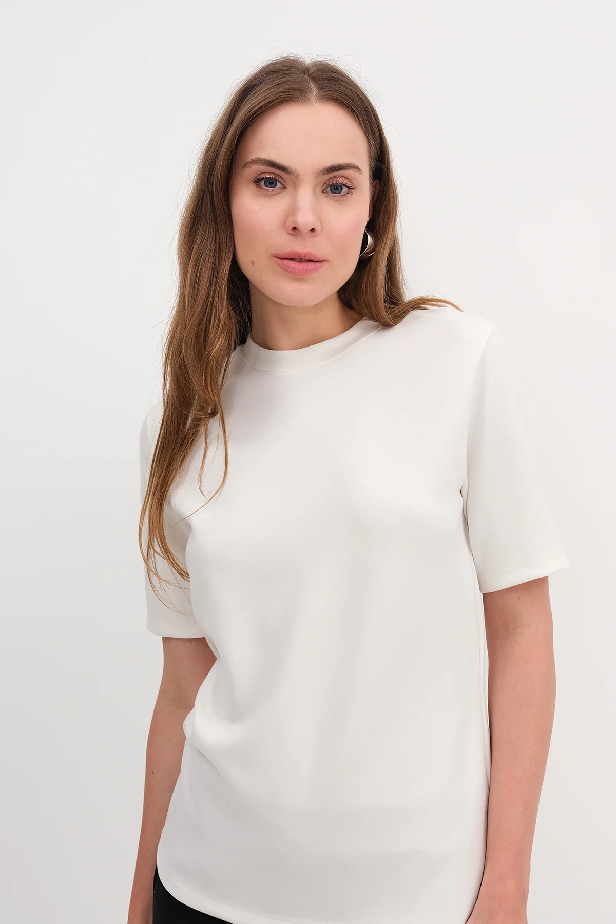 Basic Modal T-shirt - Image 16