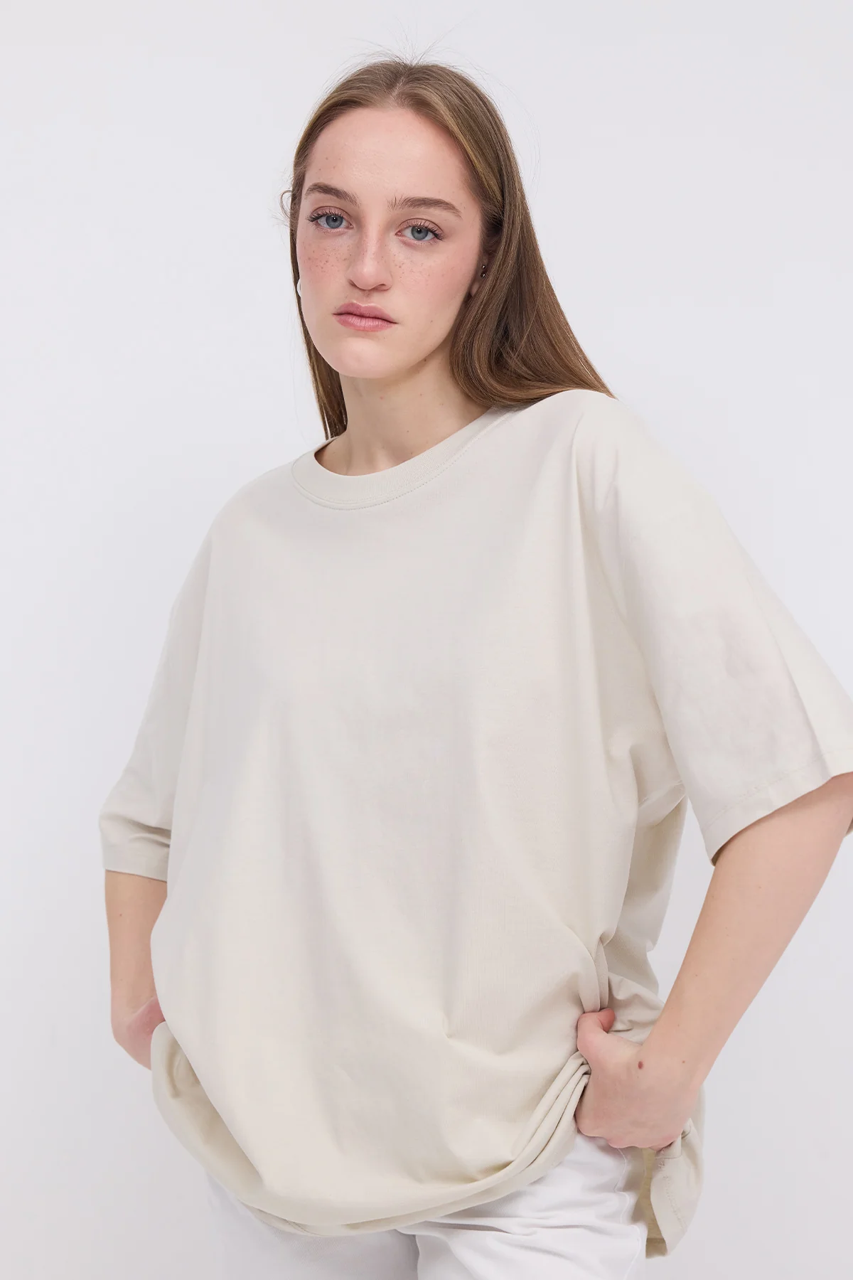 Basic T-shirt With Round Neck - Image 18