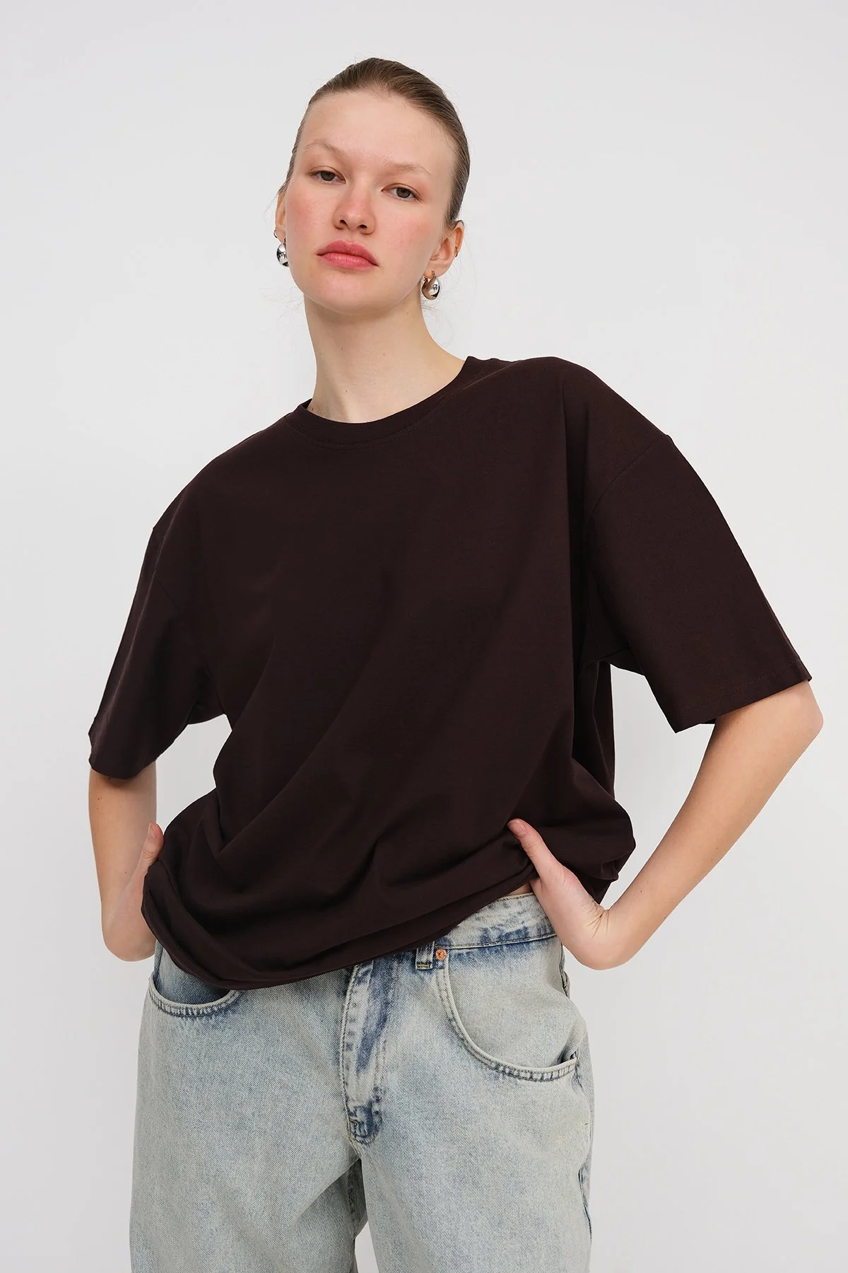 Basic T-shirt With Round Neck - Image 19