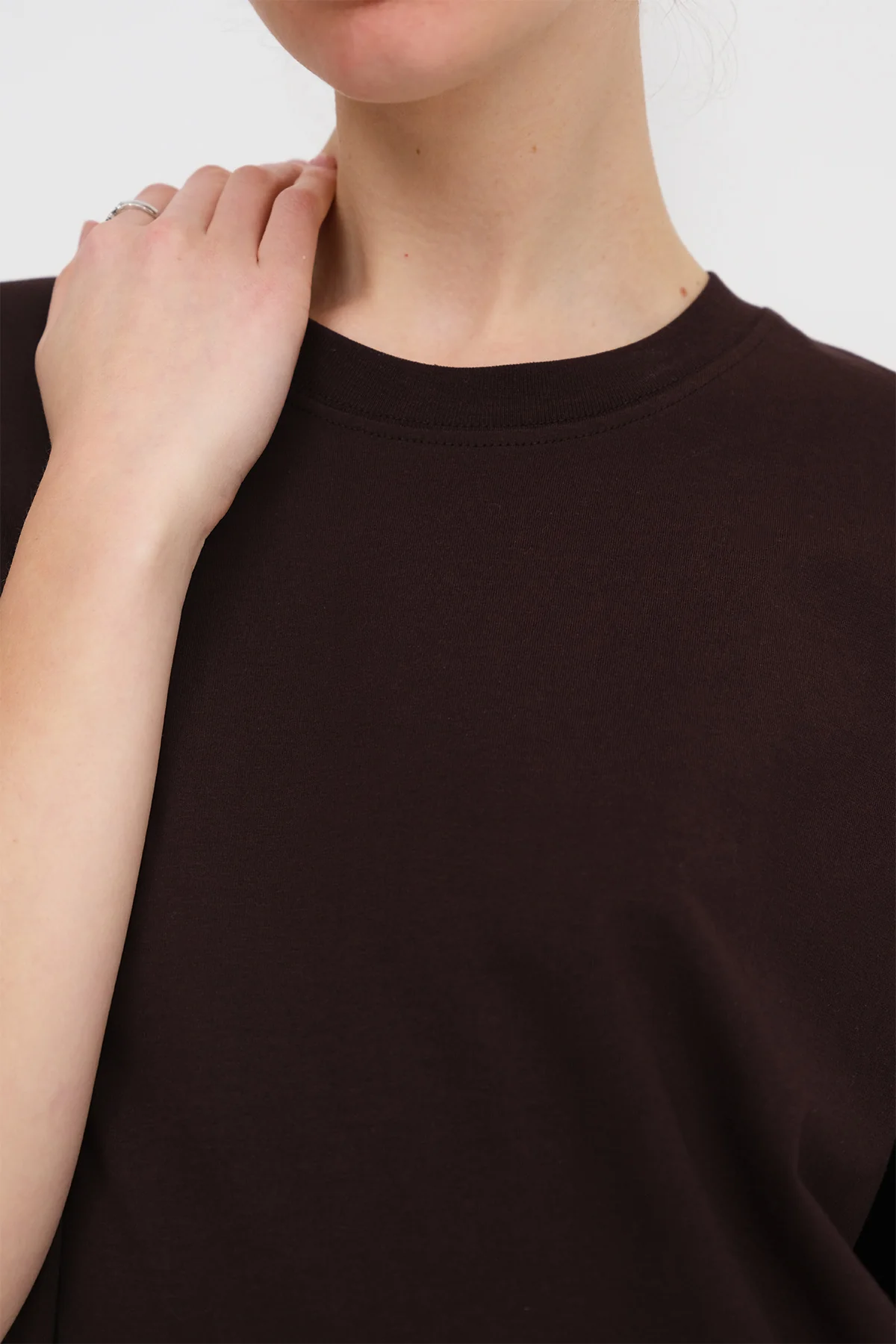 Basic T-shirt With Round Neck - Image 21