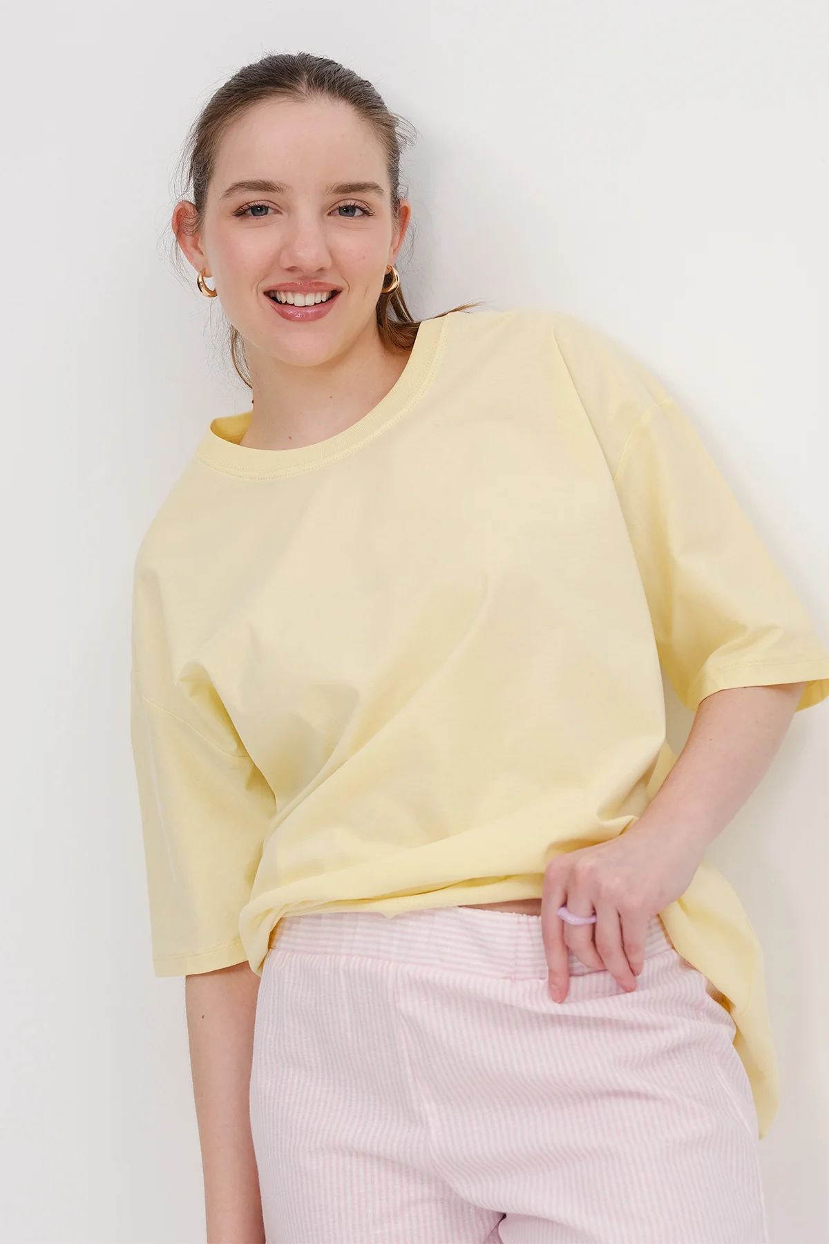 Basic T-shirt With Round Neck - Image 8