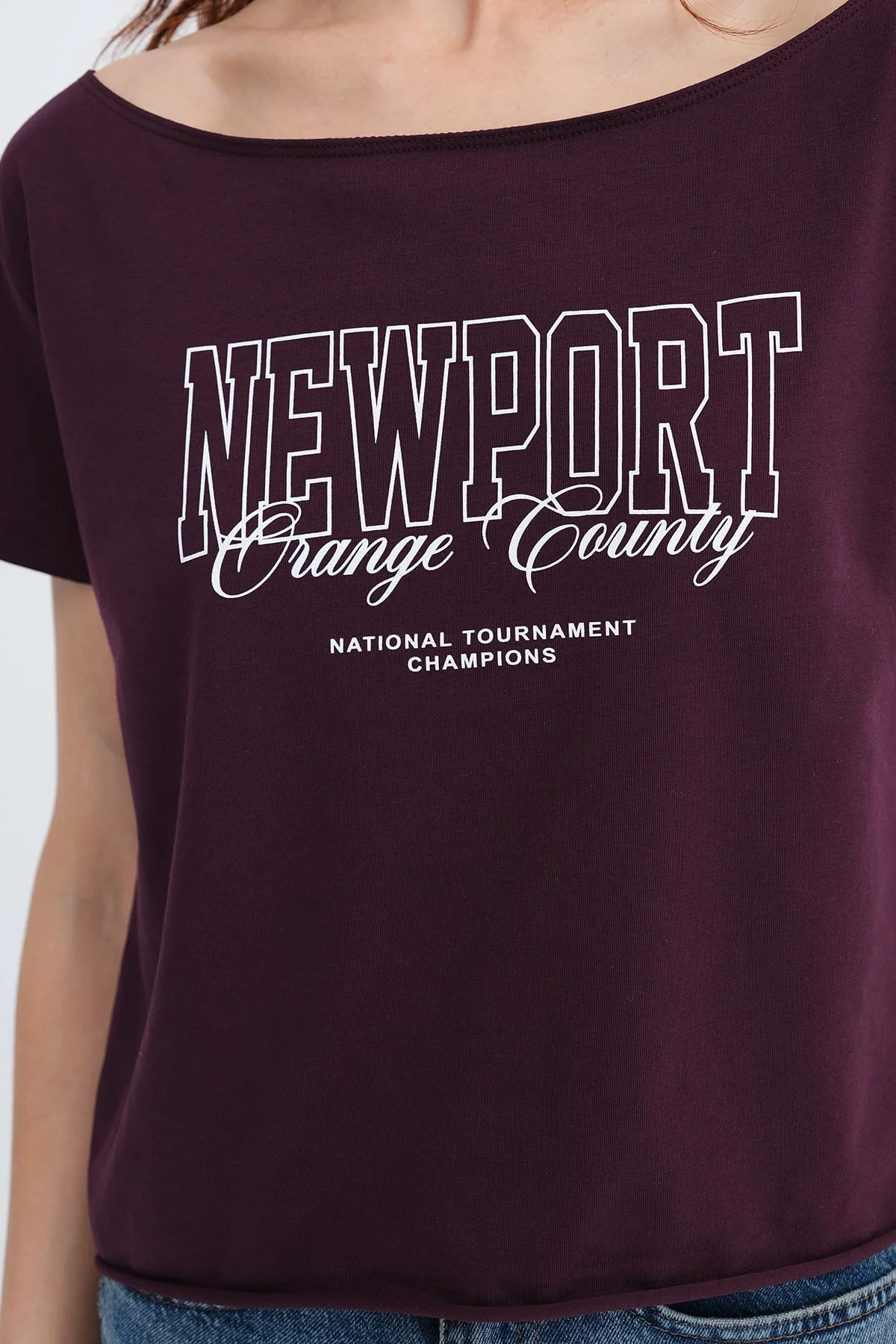 Boat Neck Printed T-Shirt - Image 10