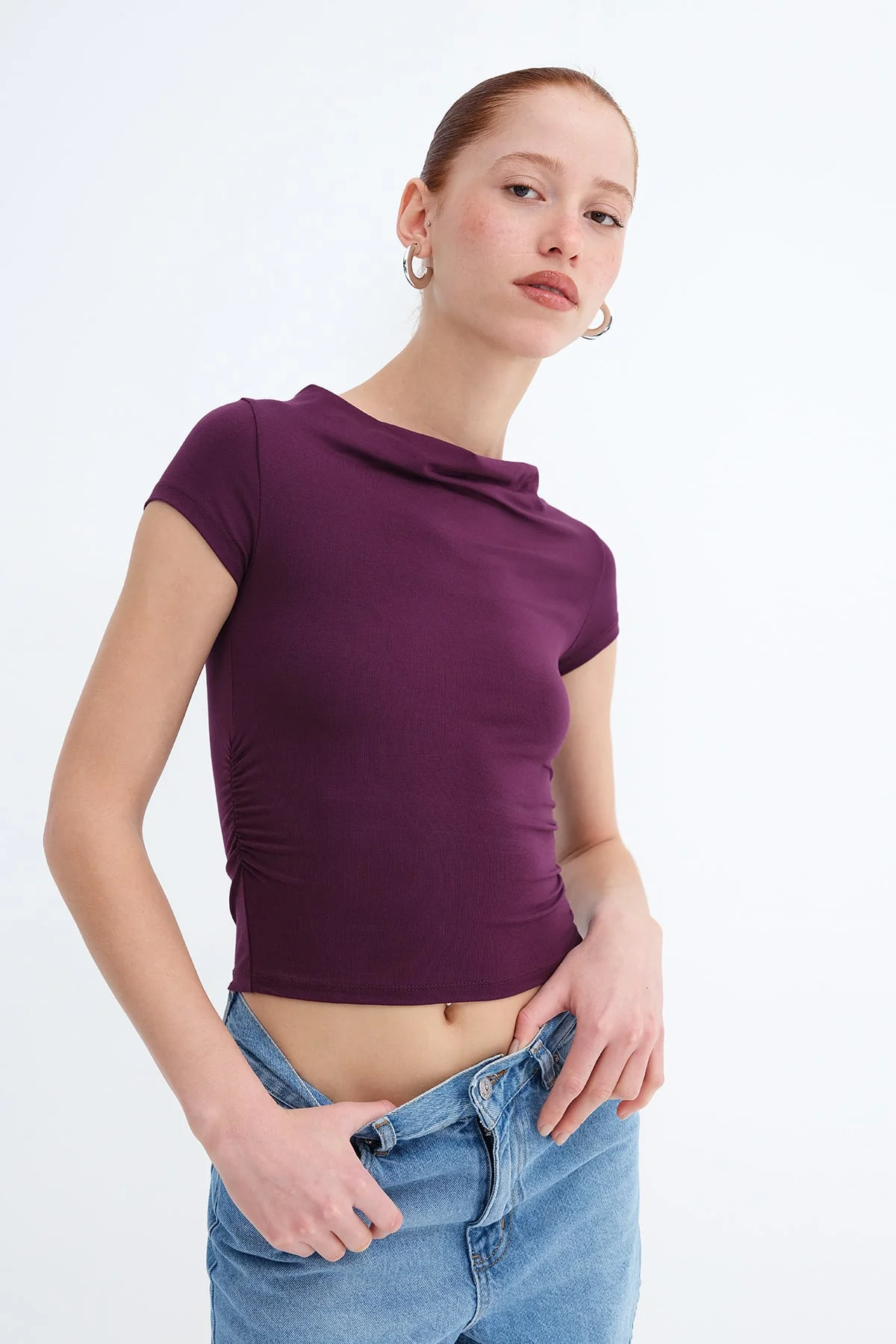 Boat Neck Ruched Side T-shirt - Image 27