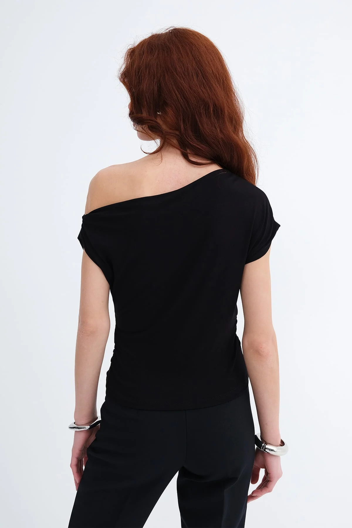 Boat Neck Ruched T-Shirt - Image 21