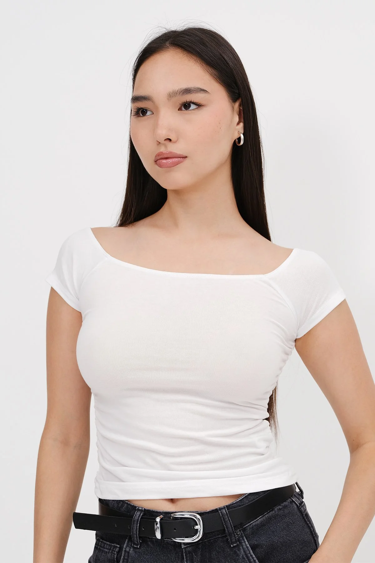Boat Neck T-shirt - Image 7