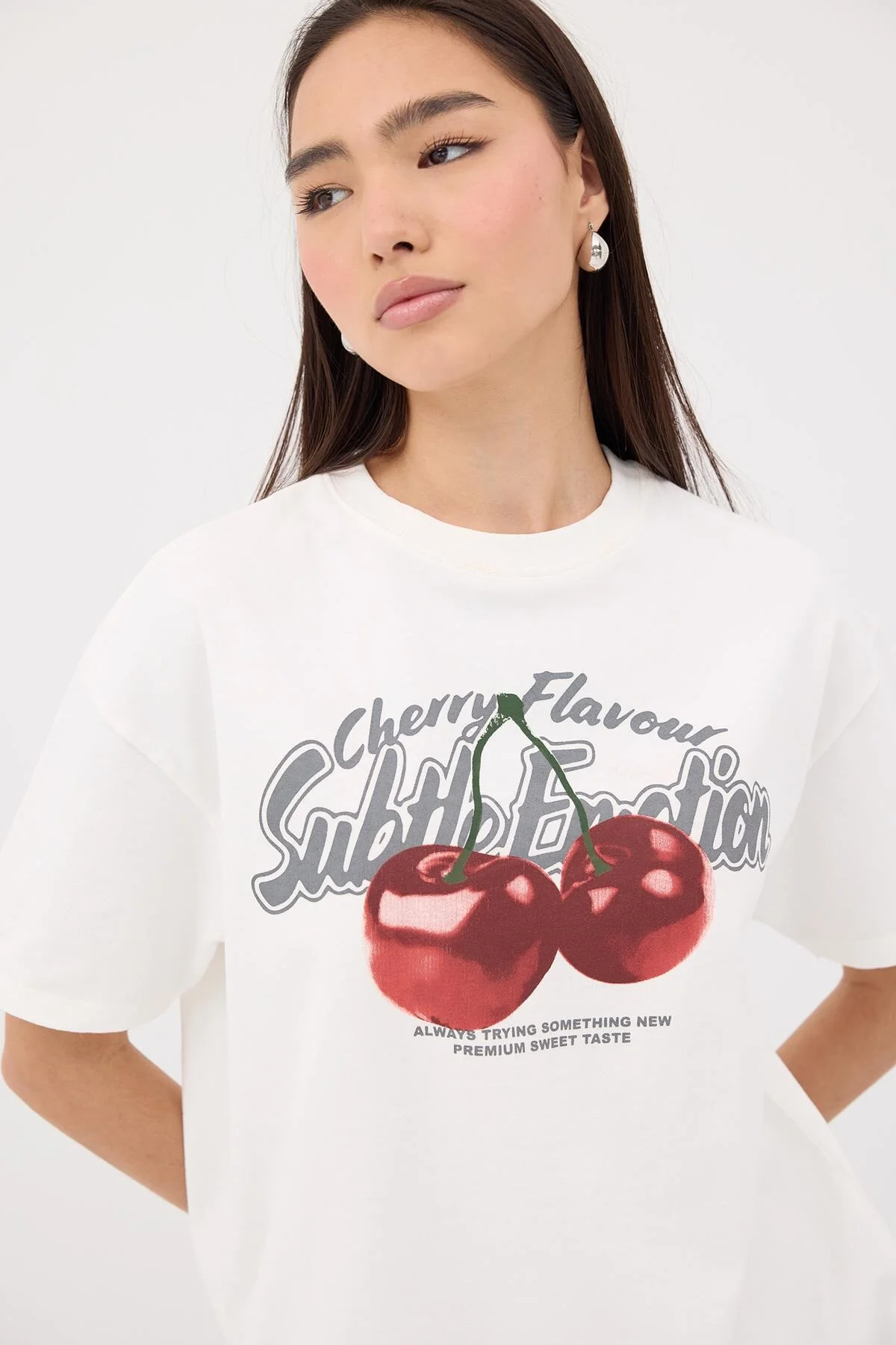 Cherry Printed Crew Neck T-Shirt - Image 3
