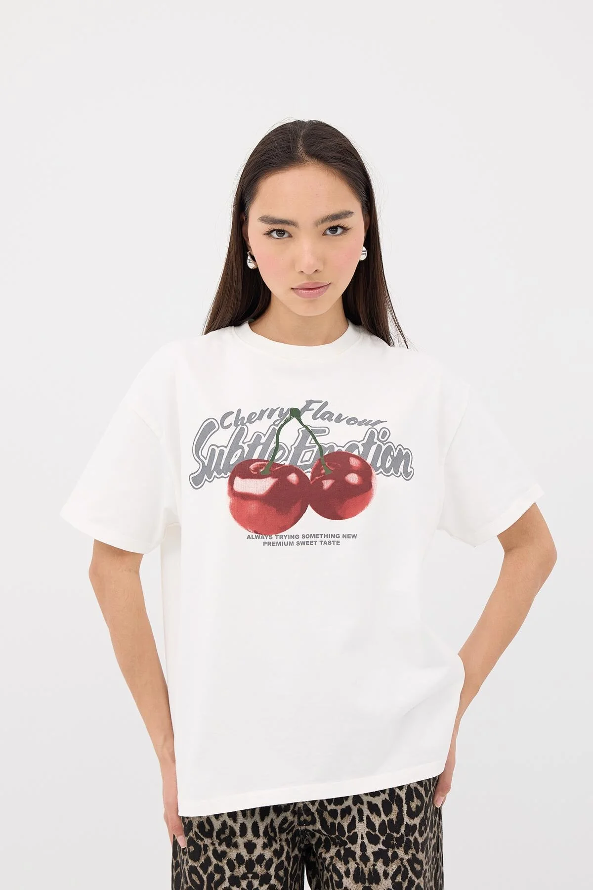 Cherry Printed Crew Neck T-Shirt - Image 4