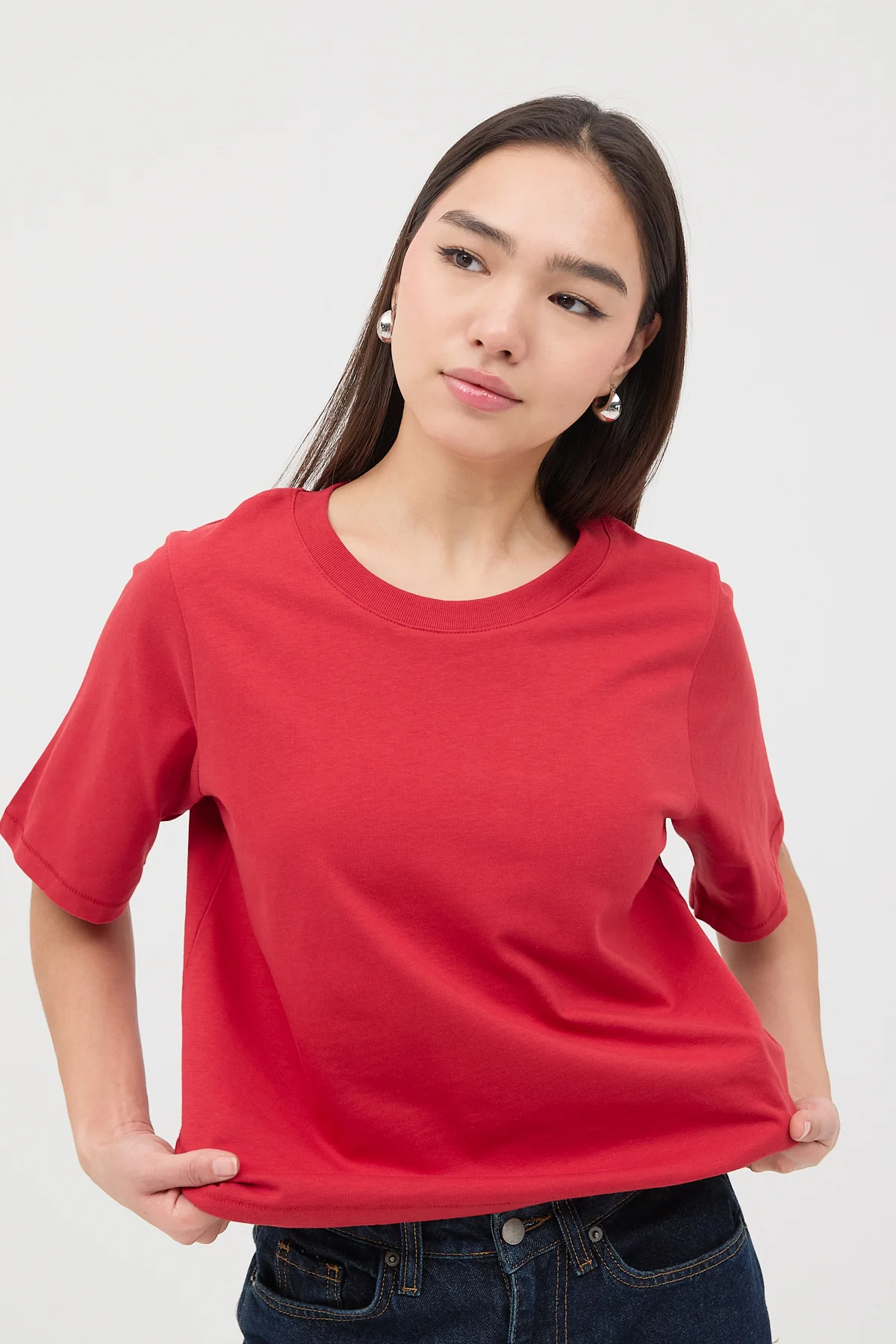 Crew Neck Basic T-shirt - Image 10