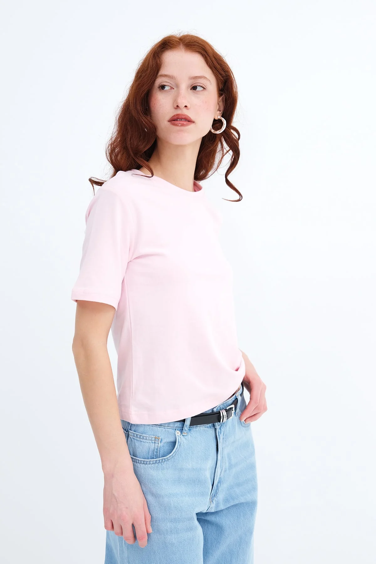 Crew Neck Basic T-shirt - Image 6