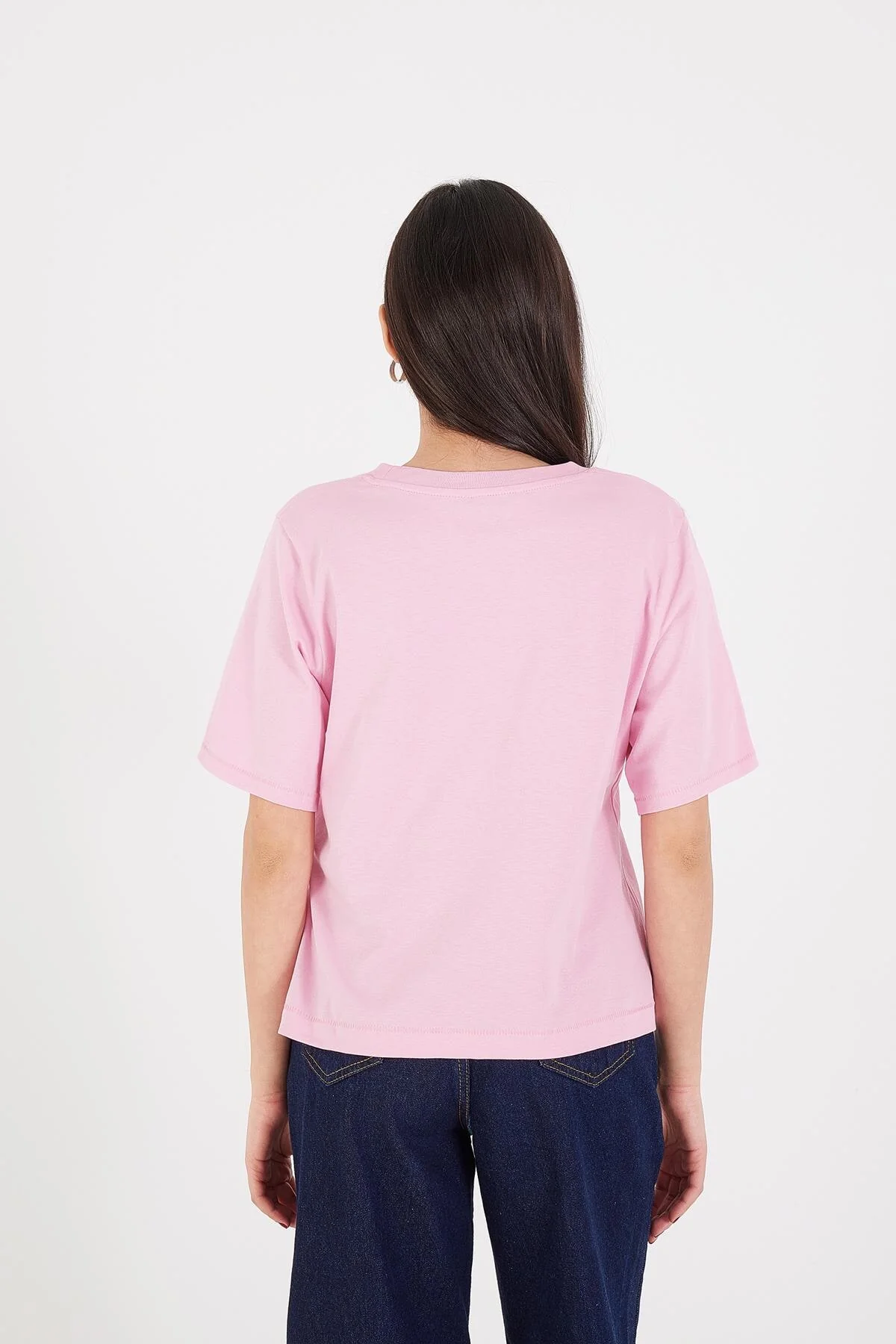 Crew Neck Basic T-shirt - Image 15