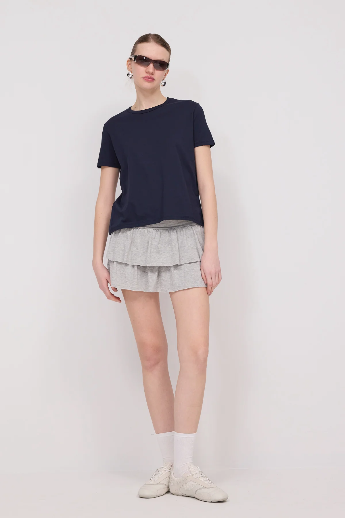 Crew Neck Basic T-shirt - Image 13