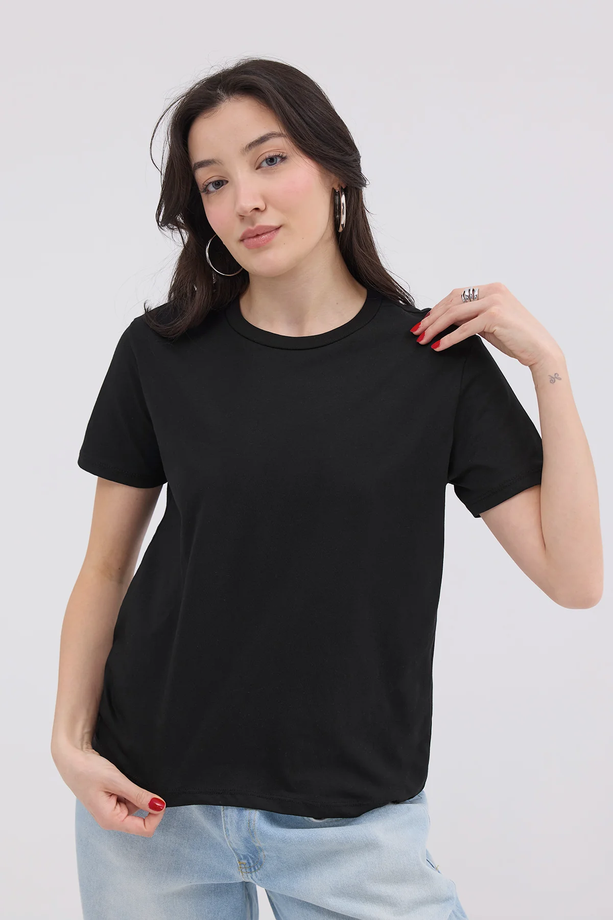 Crew Neck Basic T-shirt - Image 32