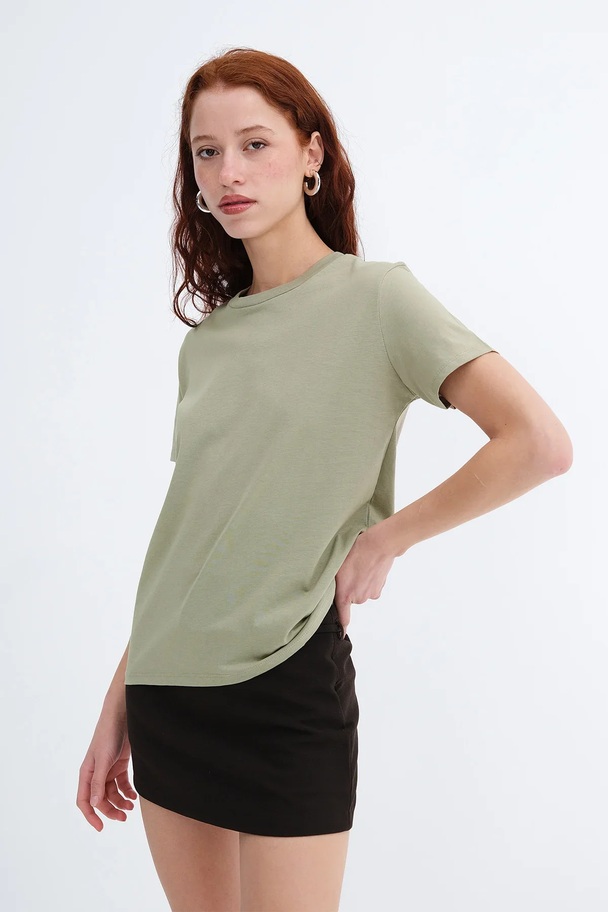 Crew Neck Basic T-shirt - Image 43