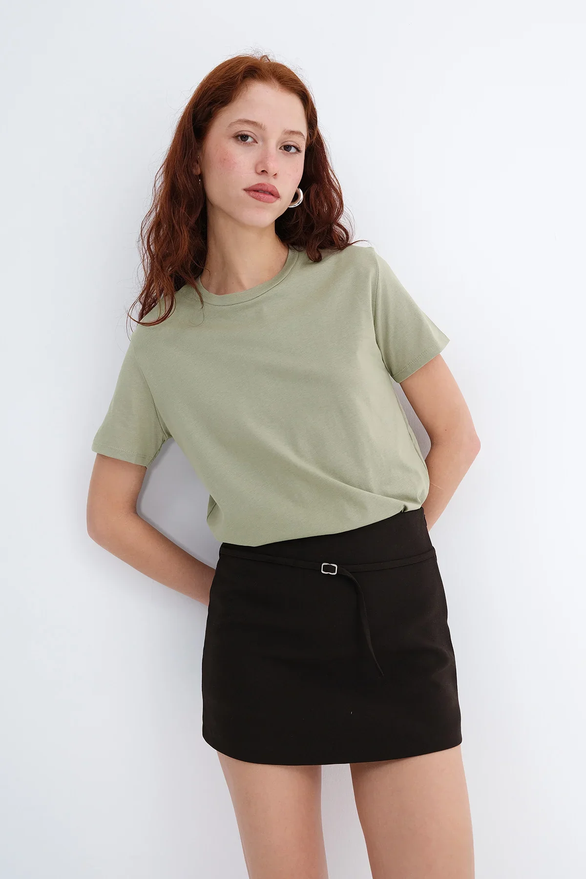 Crew Neck Basic T-shirt - Image 45