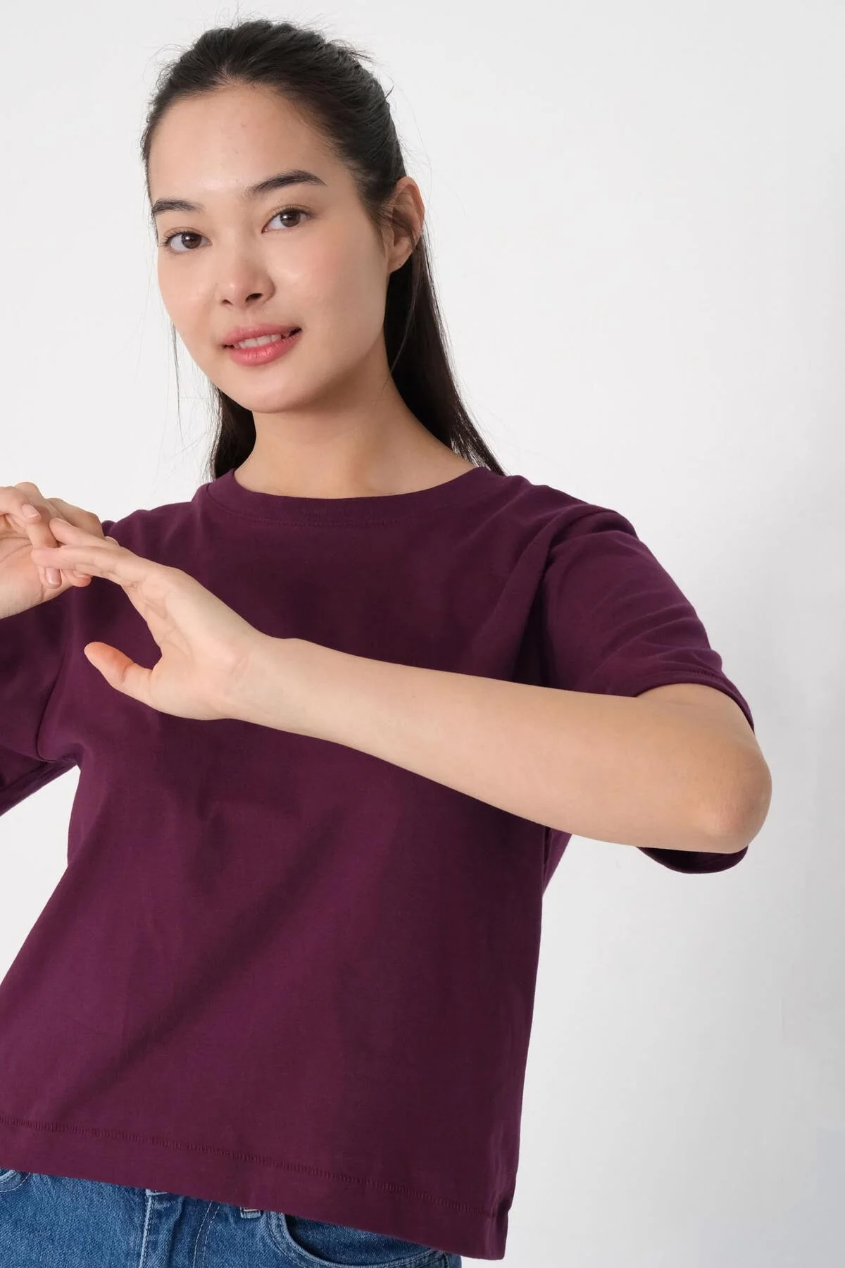 Crew Neck Basic T-shirt - Image 35