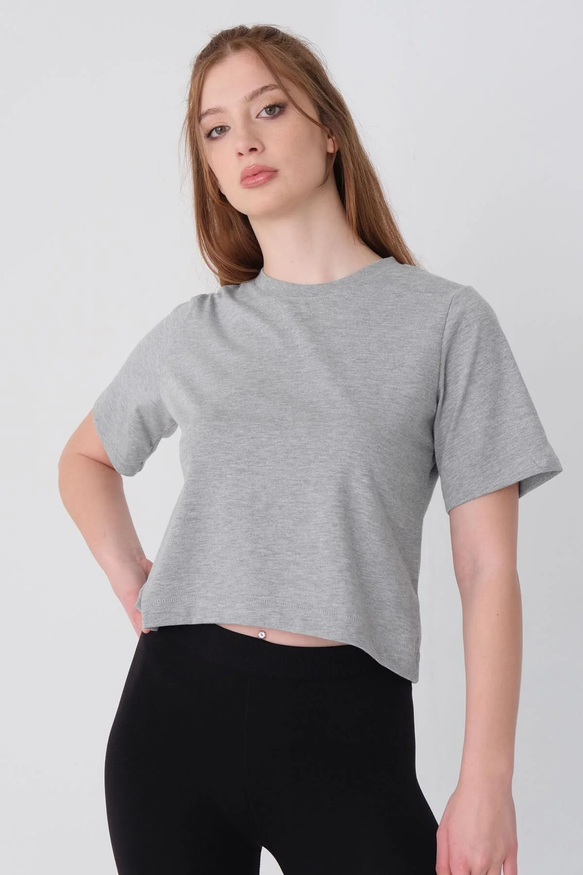 Crew Neck Basic T-shirt - Image 44