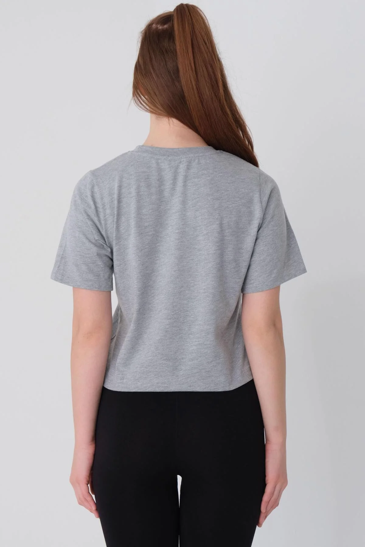 Crew Neck Basic T-shirt - Image 48