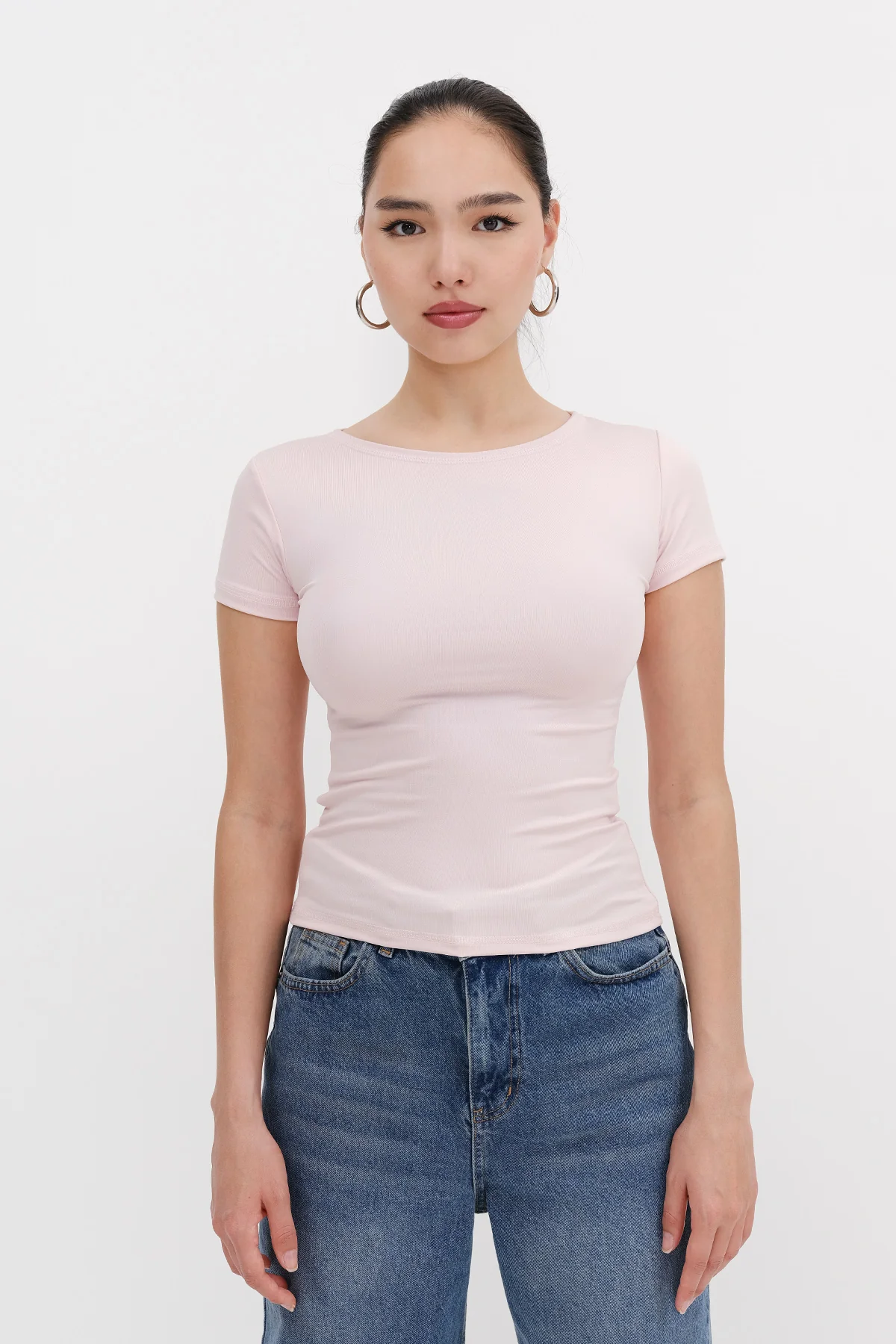 Crew Neck Basic T-shirt - Image 18