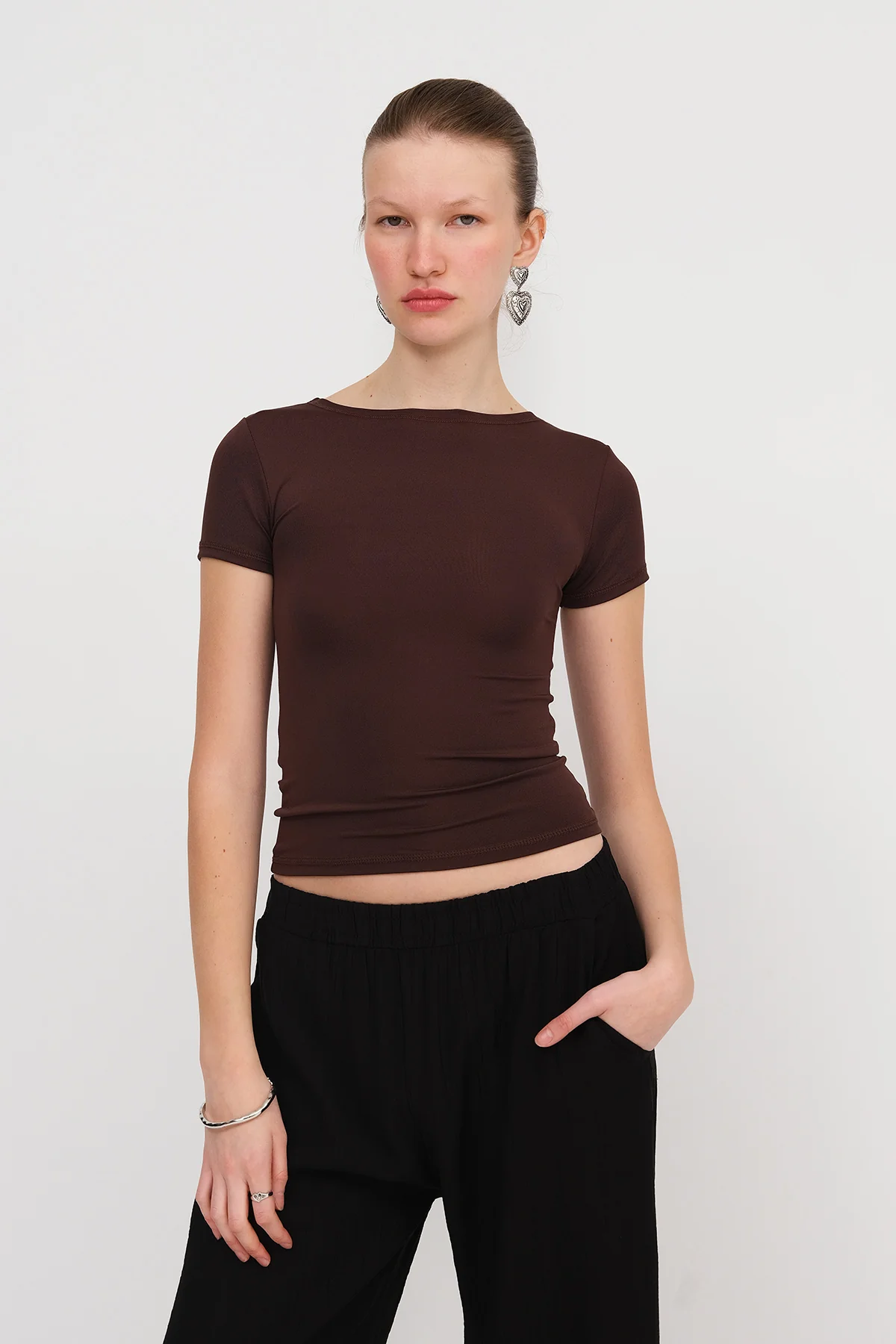 Crew Neck Basic T-shirt - Image 30