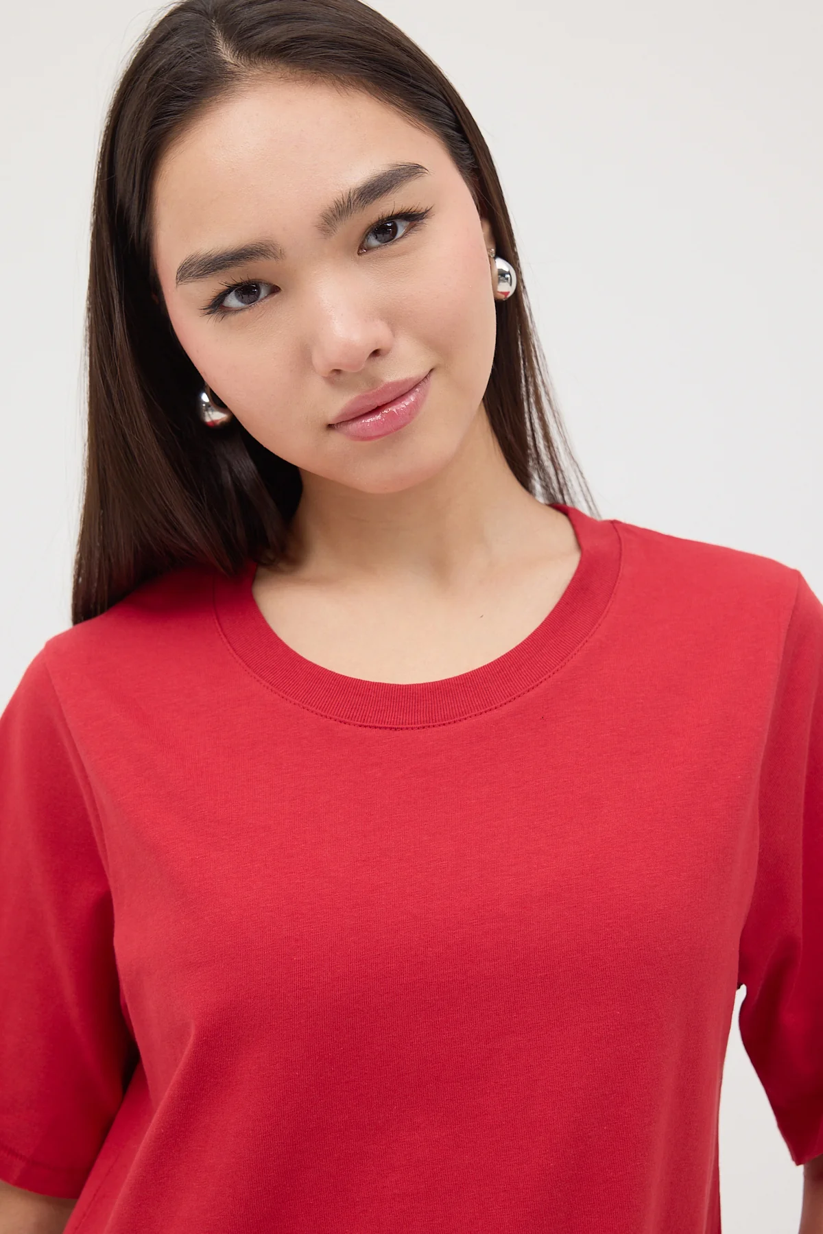 Crew Neck Basic T-shirt - Image 5