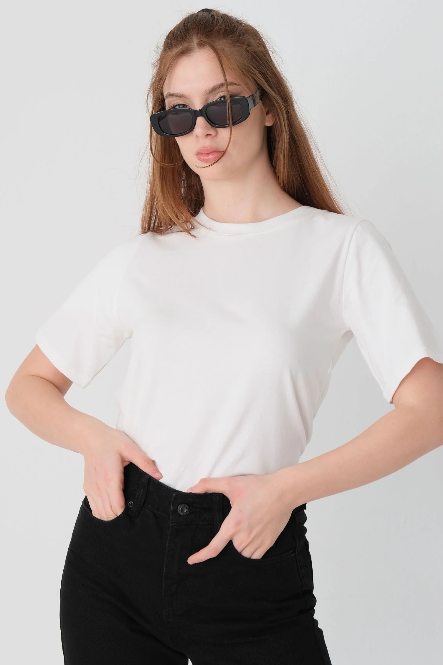 Crew Neck Basic T-shirt - Image 54