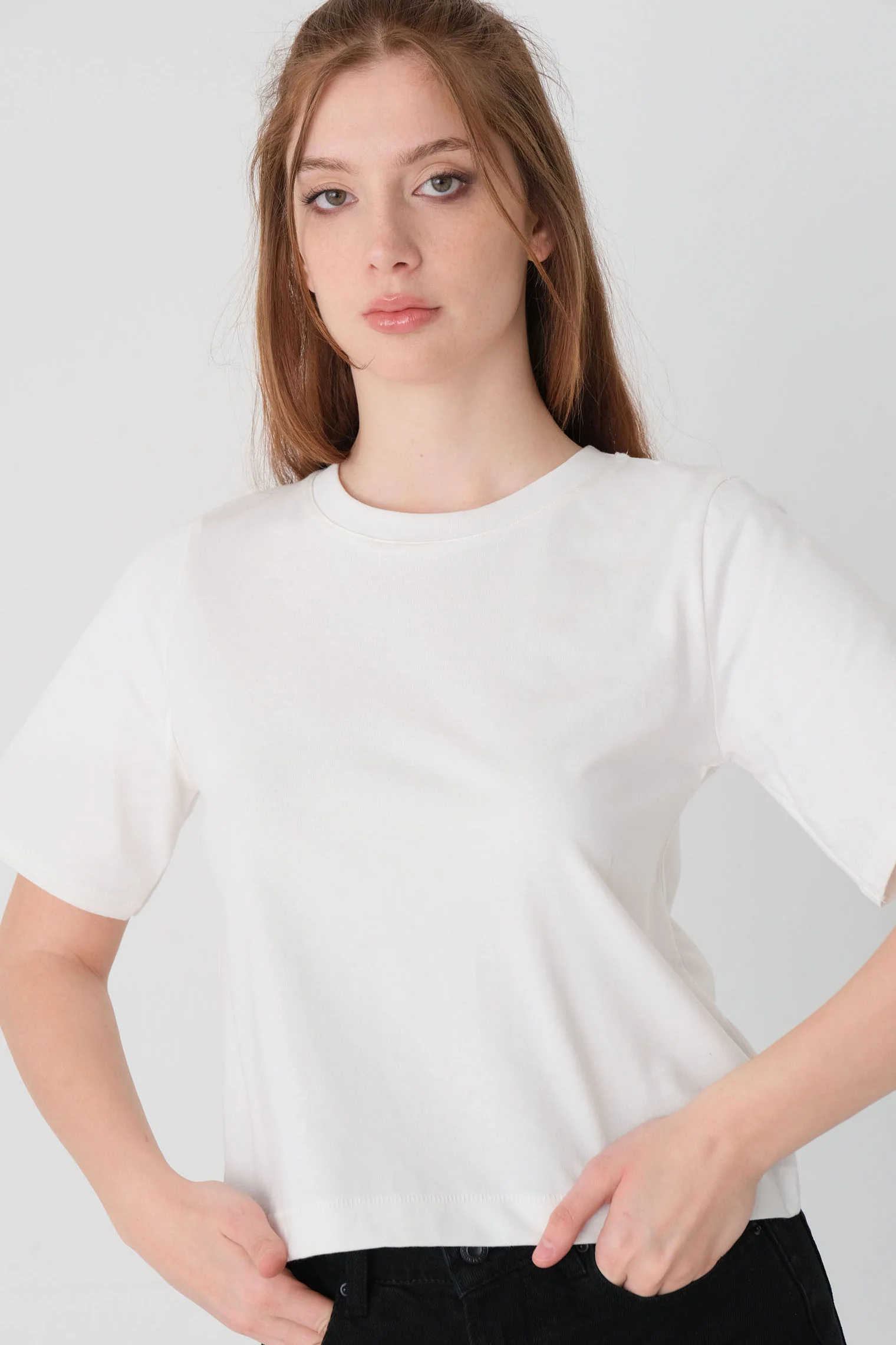 Crew Neck Basic T-shirt - Image 56