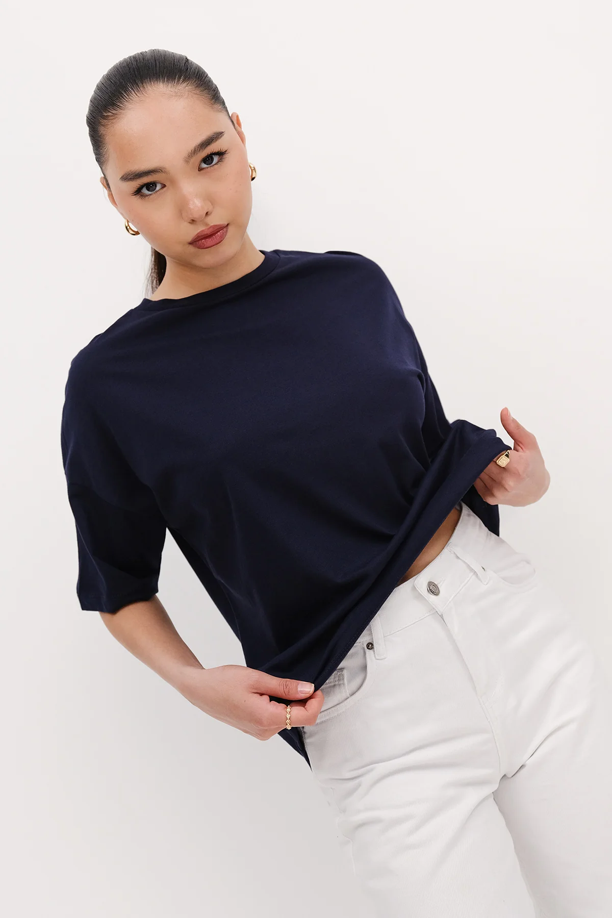 Crew Neck Basic T-shirt - Image 13