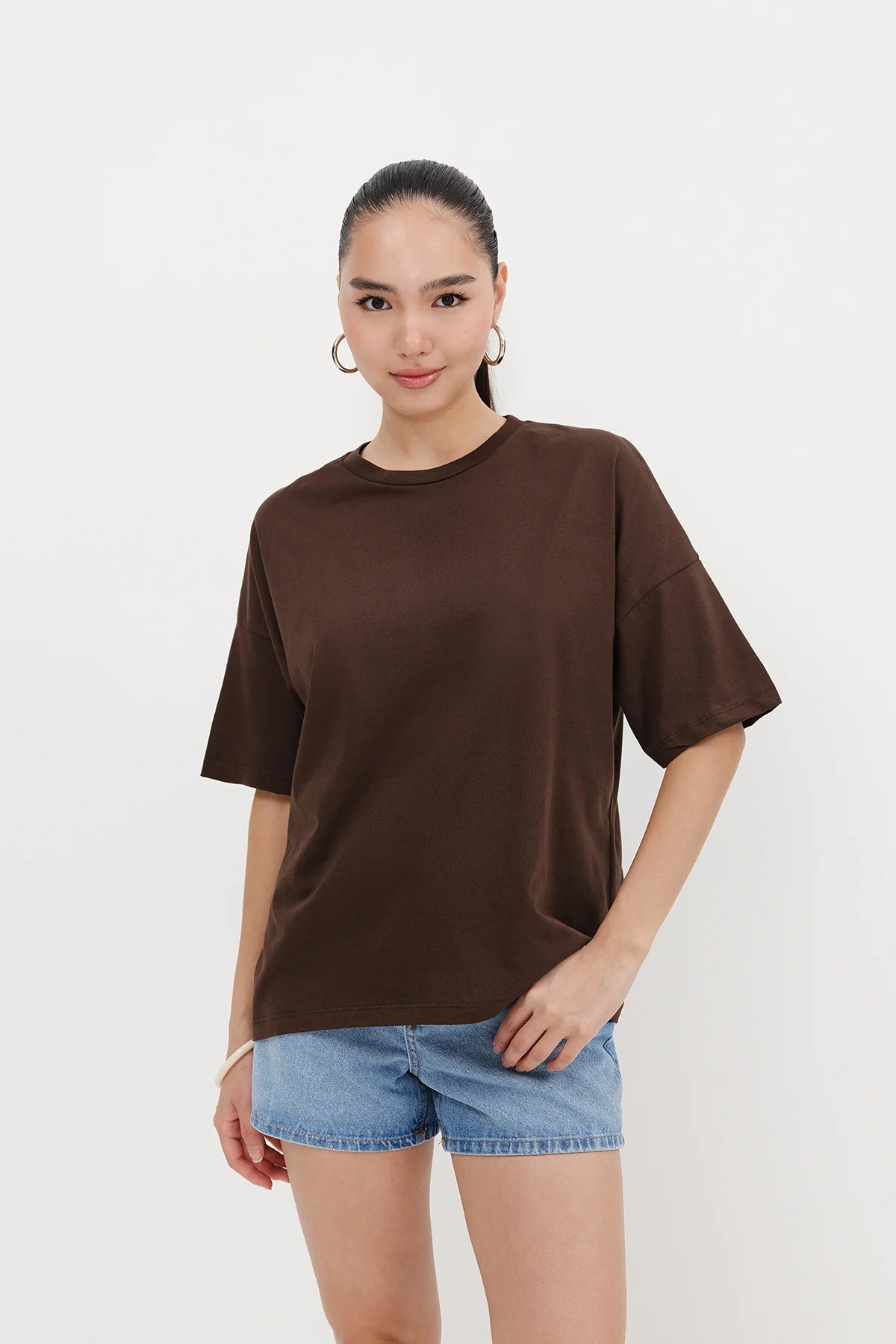 Crew Neck Basic T-shirt - Image 20