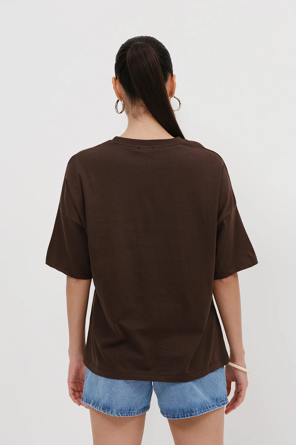 Crew Neck Basic T-shirt - Image 21