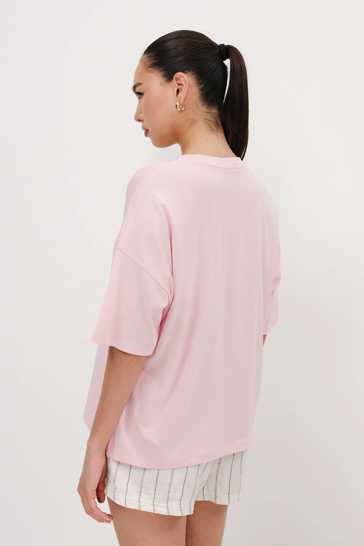 Crew Neck Basic T-shirt - Image 25