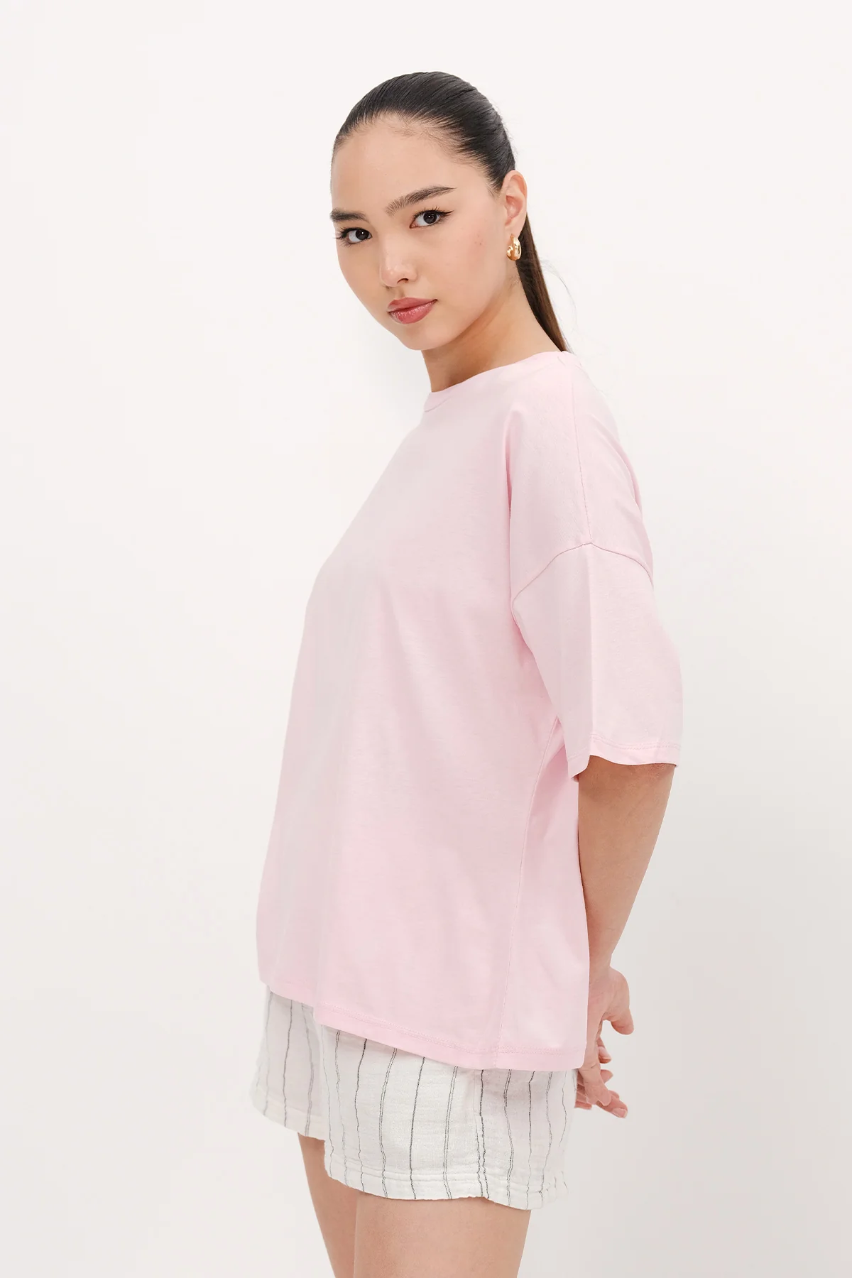 Crew Neck Basic T-shirt - Image 26