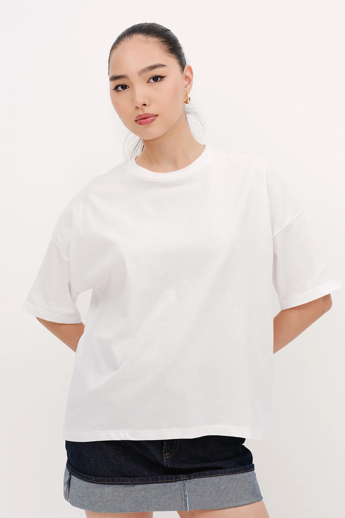 Crew Neck Basic T-shirt - Image 33