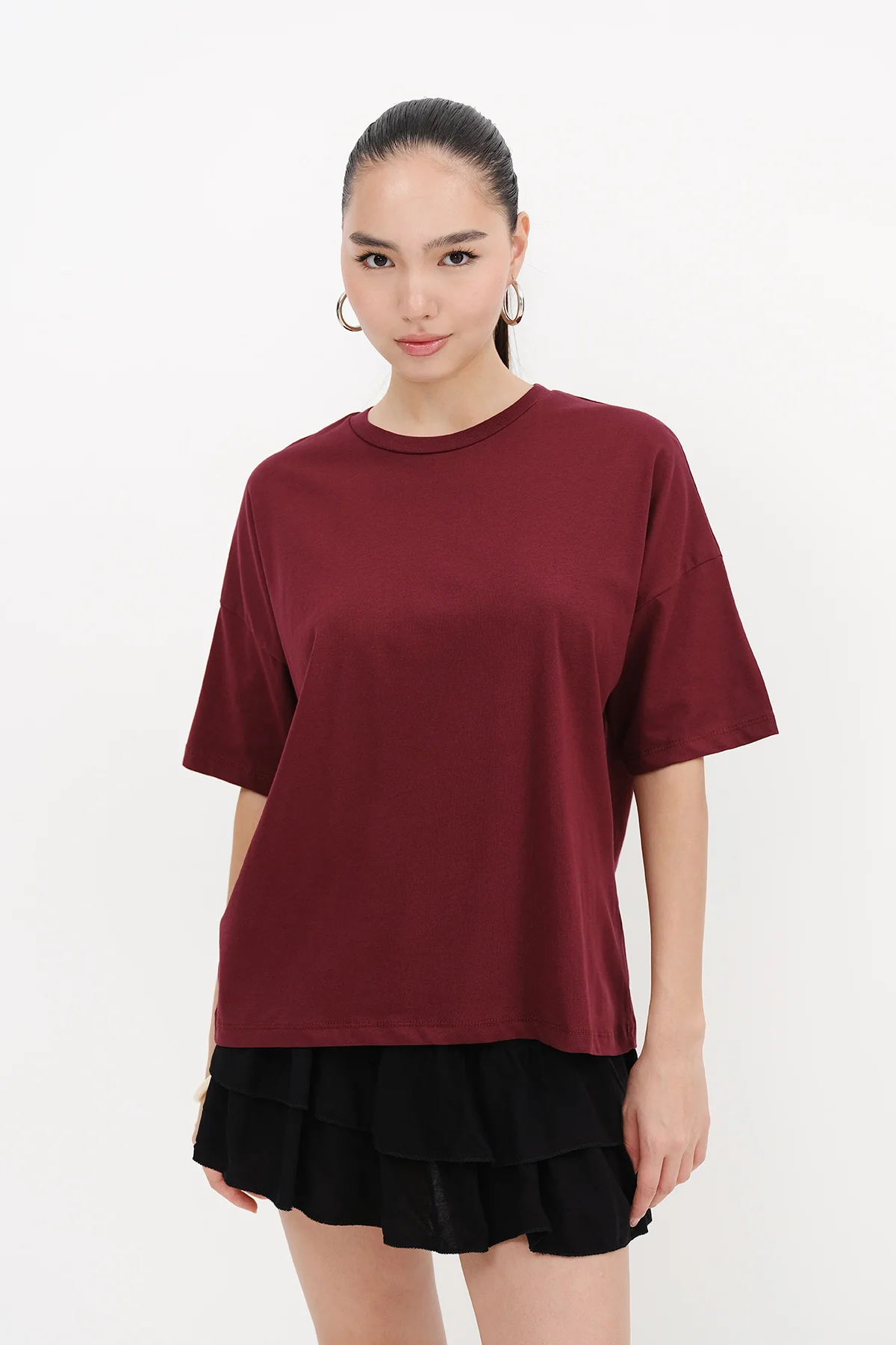 Crew Neck Basic T-shirt - Image 8