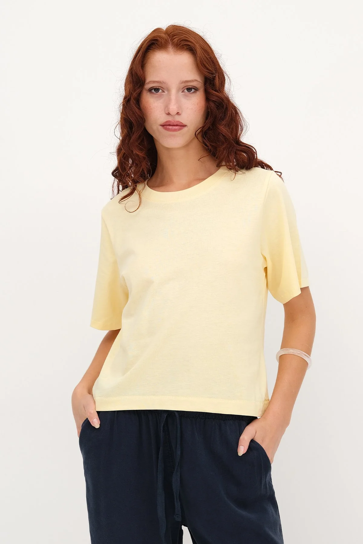 Crew Neck Basic T-shirt - Image 65