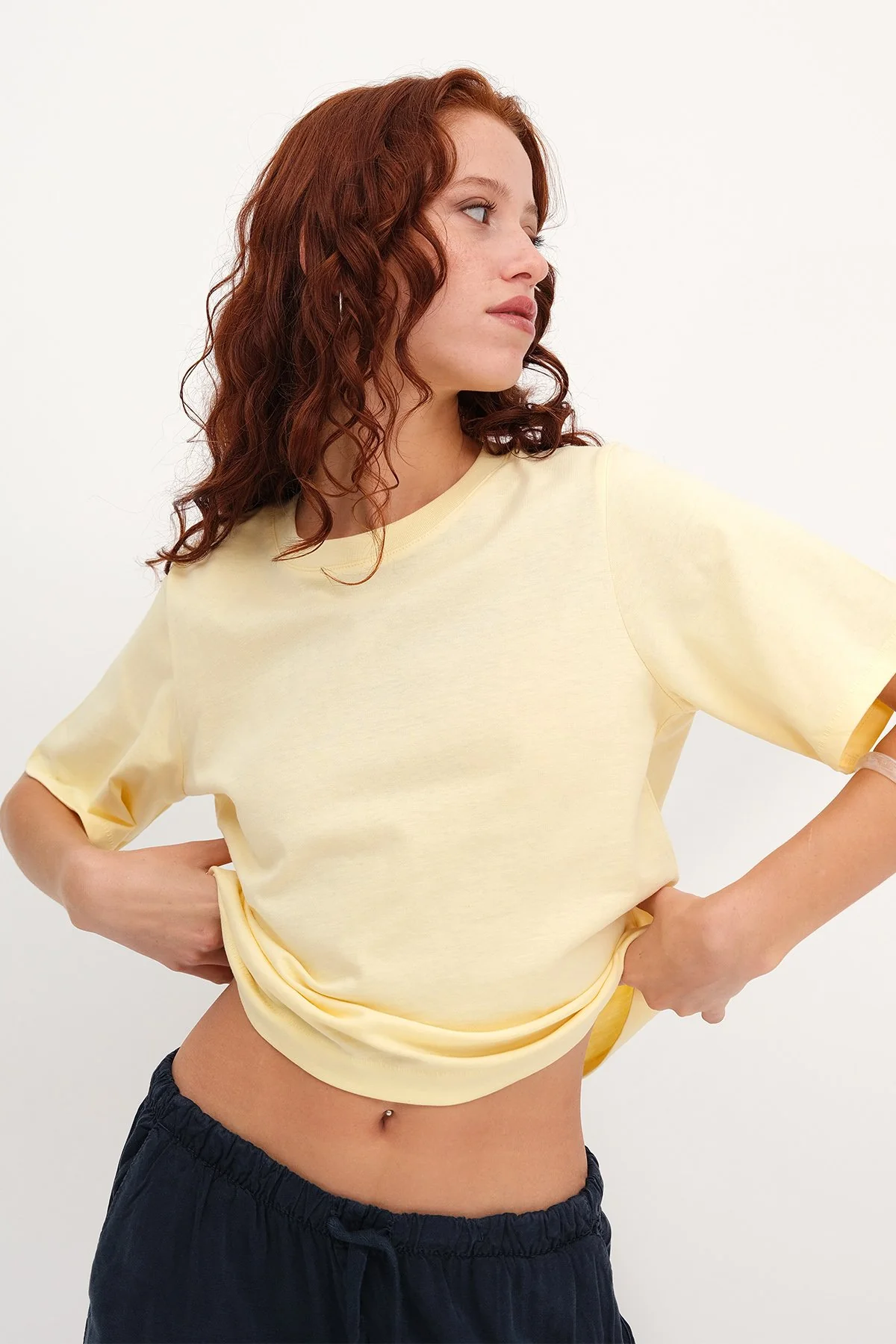 Crew Neck Basic T-shirt - Image 66
