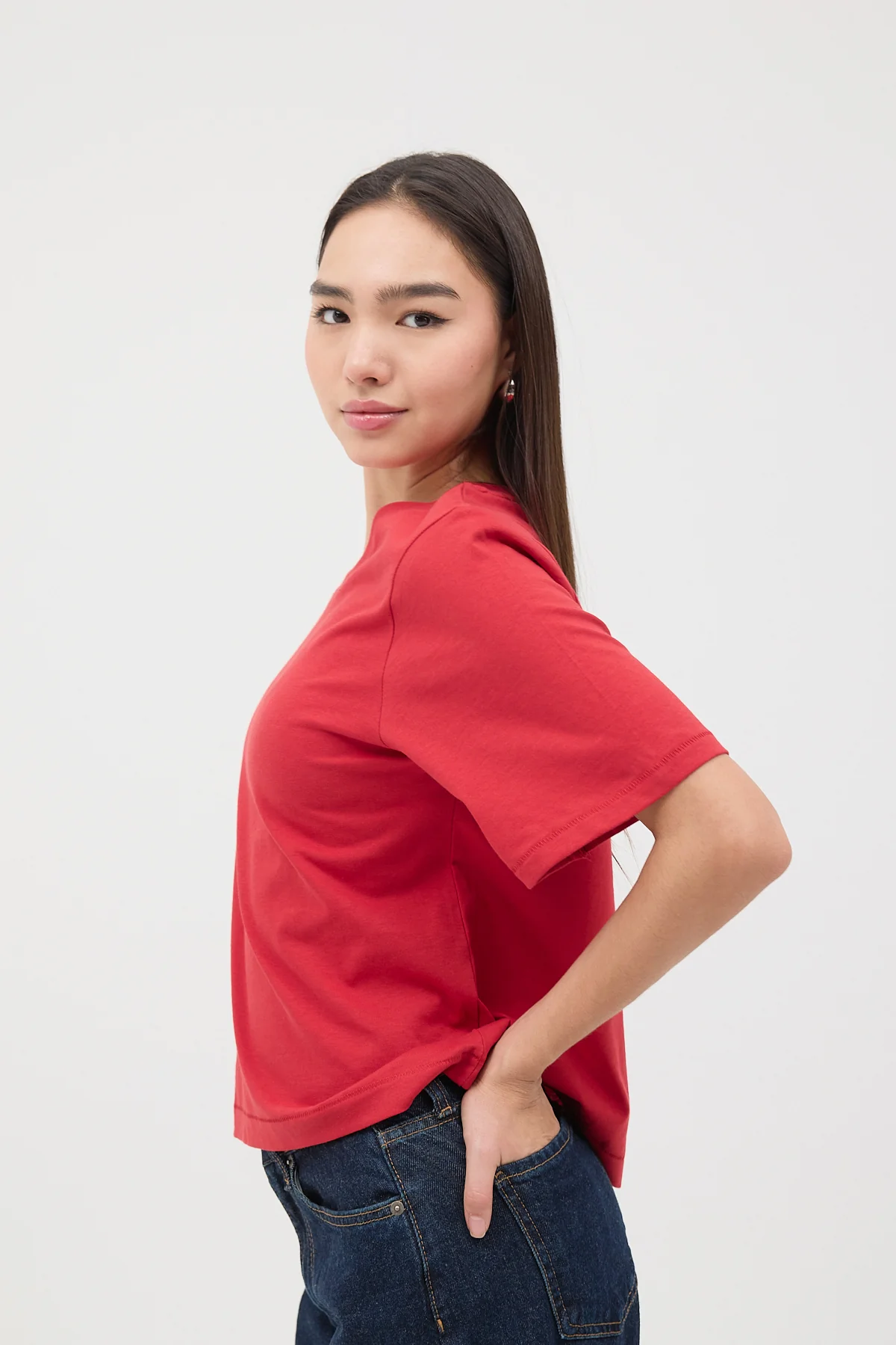 Crew Neck Basic T-shirt - Image 7