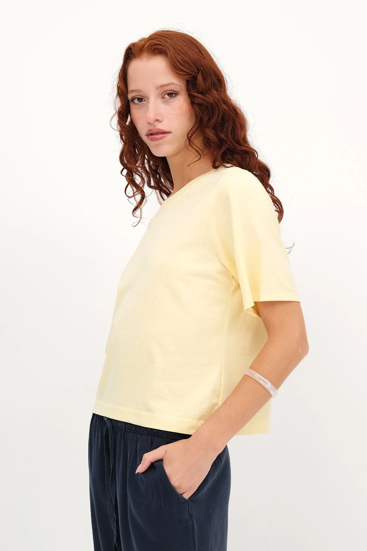 Crew Neck Basic T-shirt - Image 70