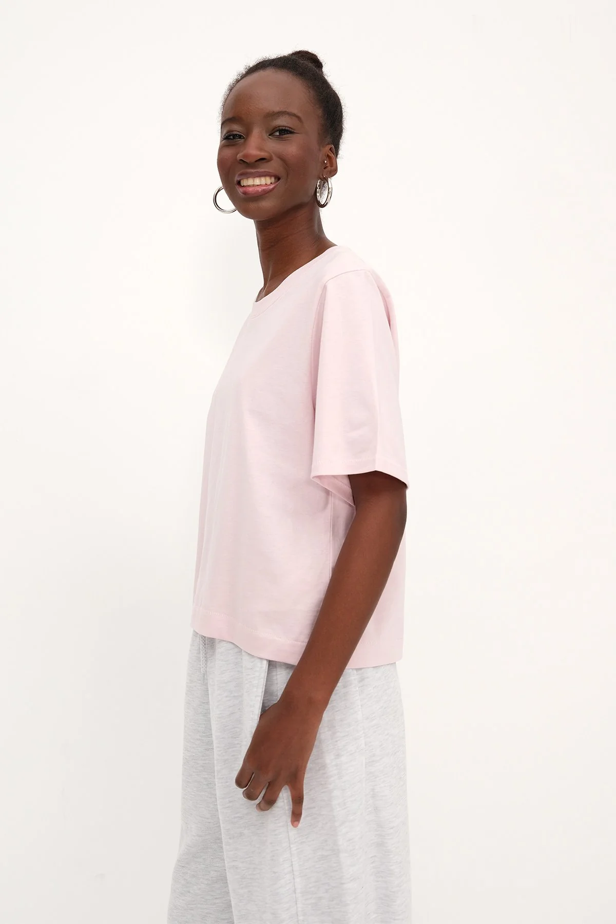 Crew Neck Basic T-shirt - Image 75