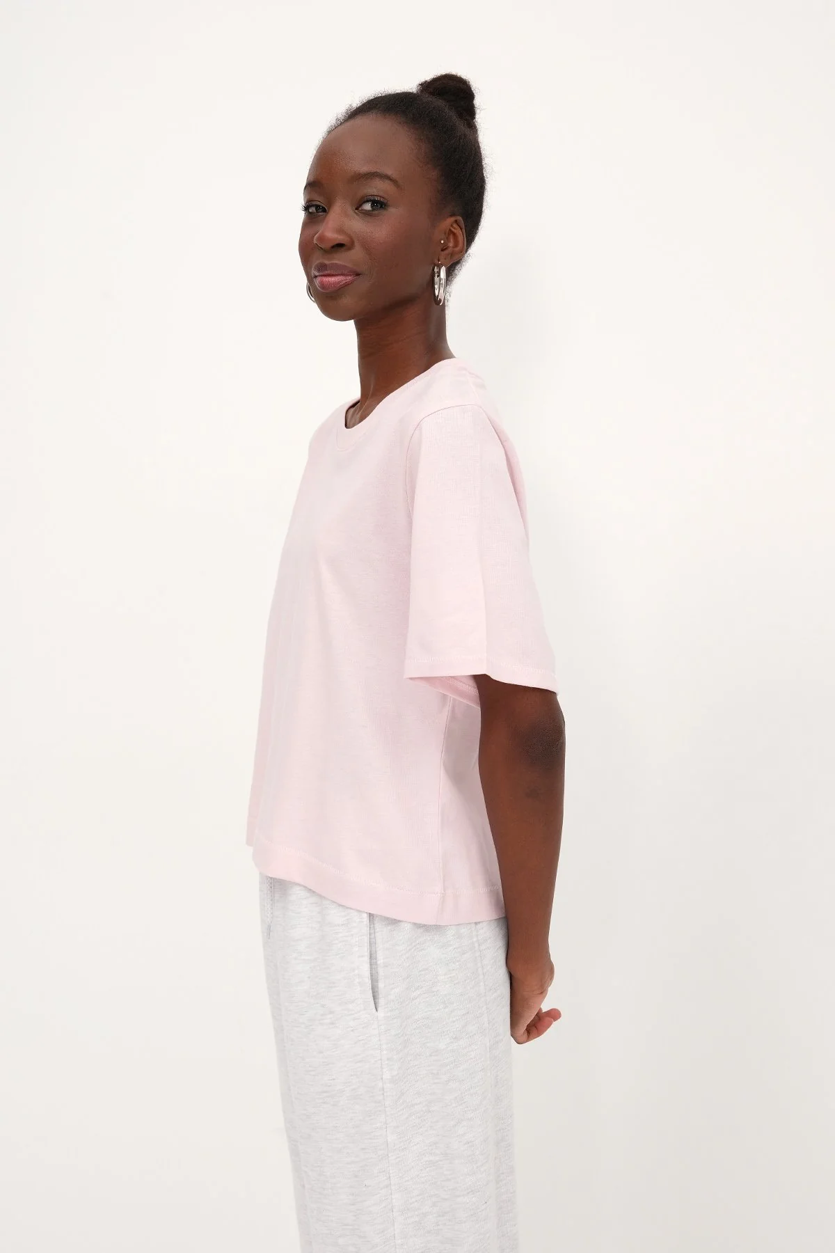 Crew Neck Basic T-shirt - Image 76