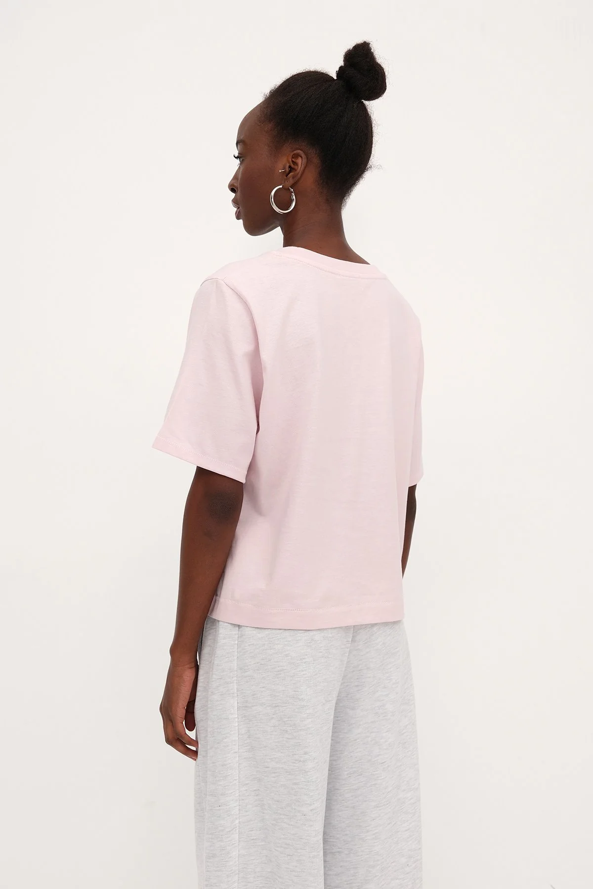 Crew Neck Basic T-shirt - Image 77