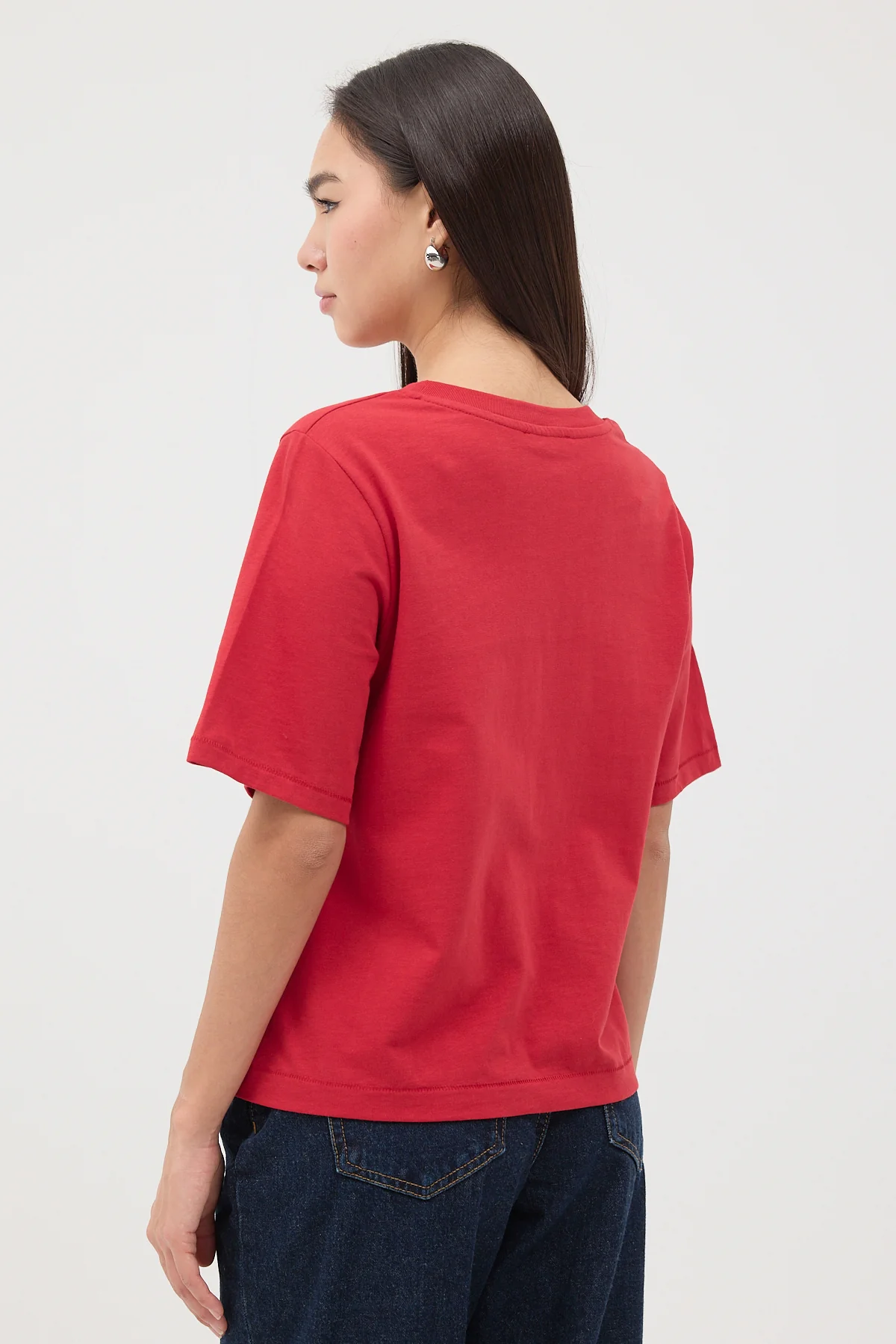 Crew Neck Basic T-shirt - Image 8