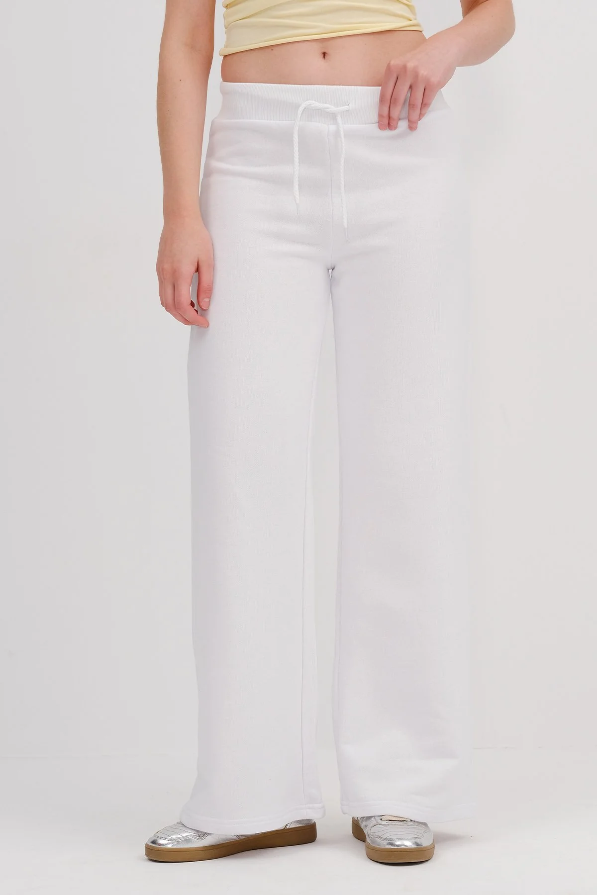 Elastic Waist Wide Leg Sweatpants - Image 14