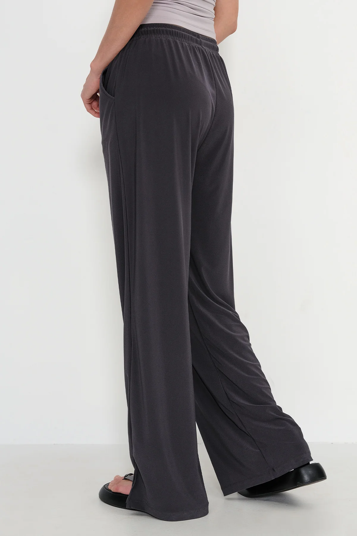 Elastic Waist Wide Leg Trousers - Image 17