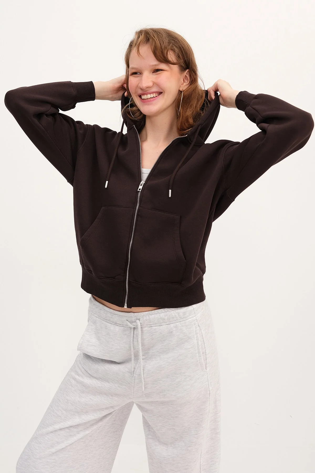 Fleece-Lined Zip-Up Sweatshirt - Image 33