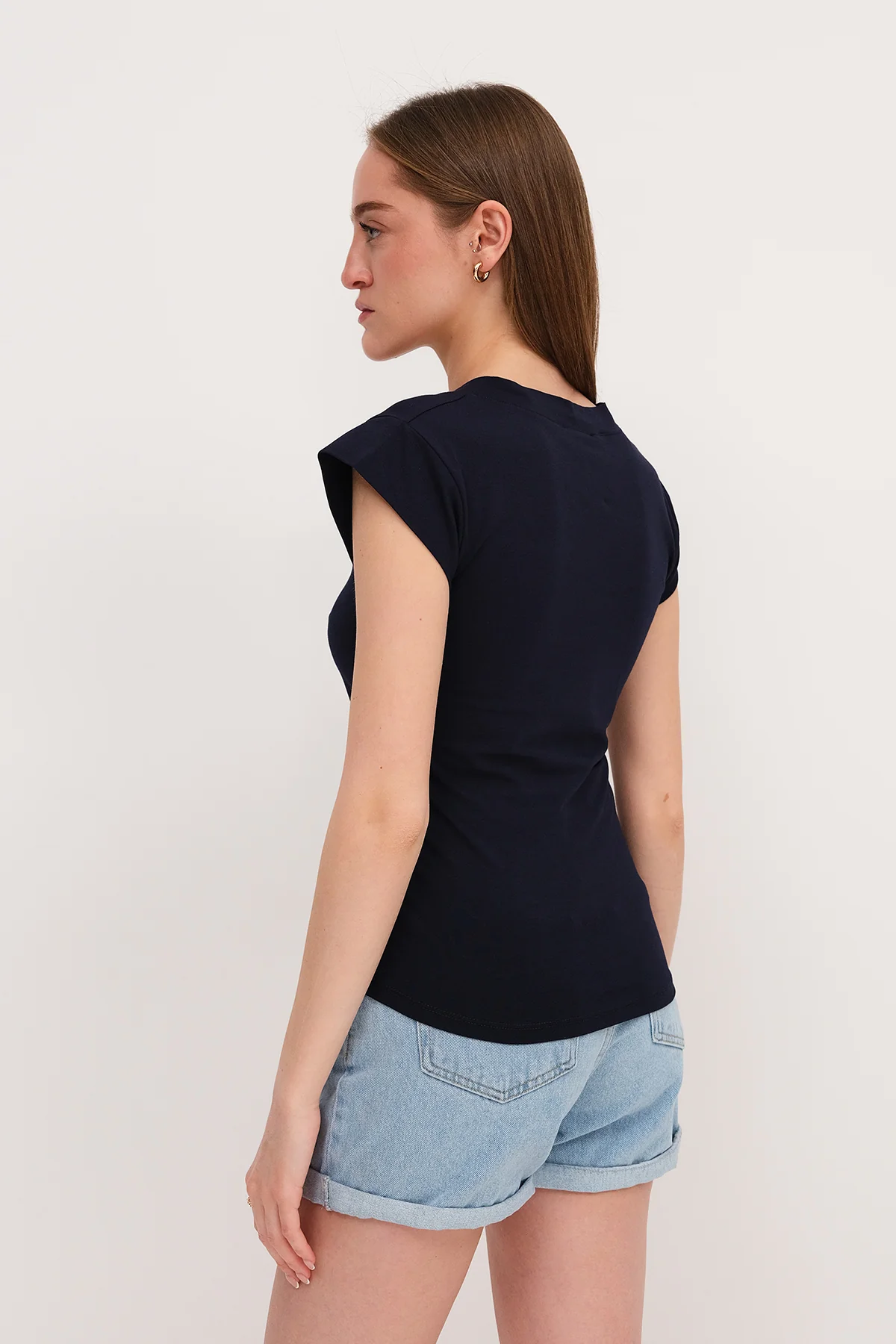 Gathered Sides V-Neck T-Shirt - Image 34