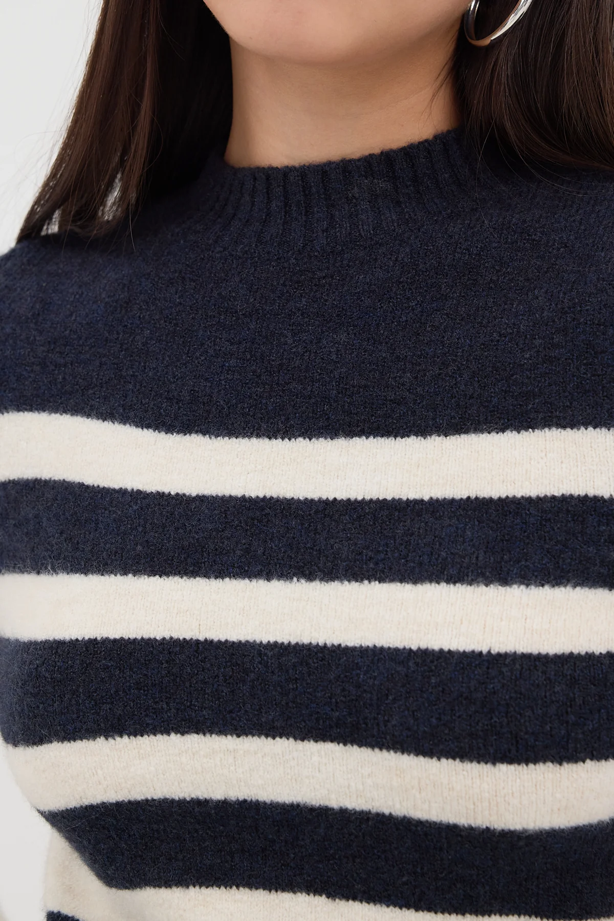 High Collar Striped Knitwear Sweater - Image 3