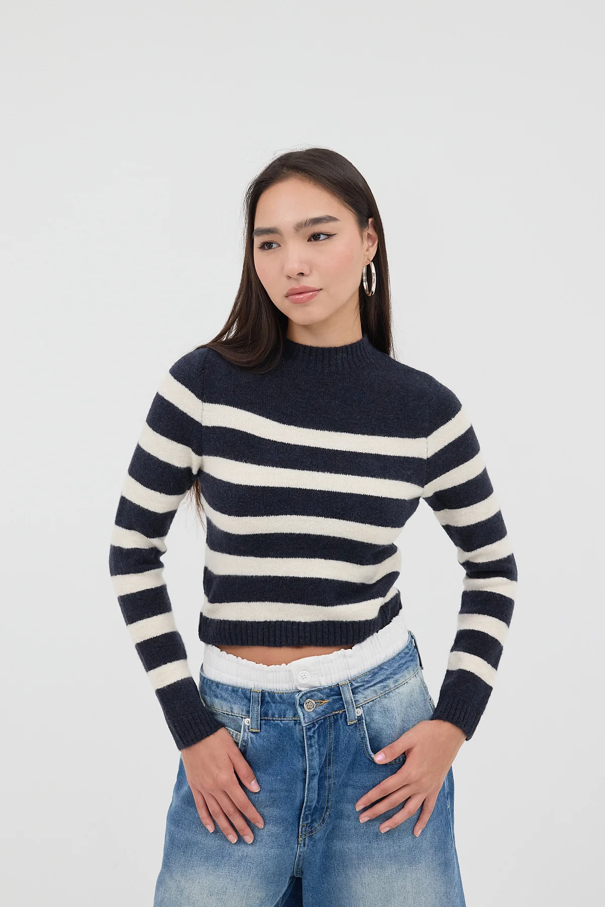 High Collar Striped Knitwear Sweater - Image 6