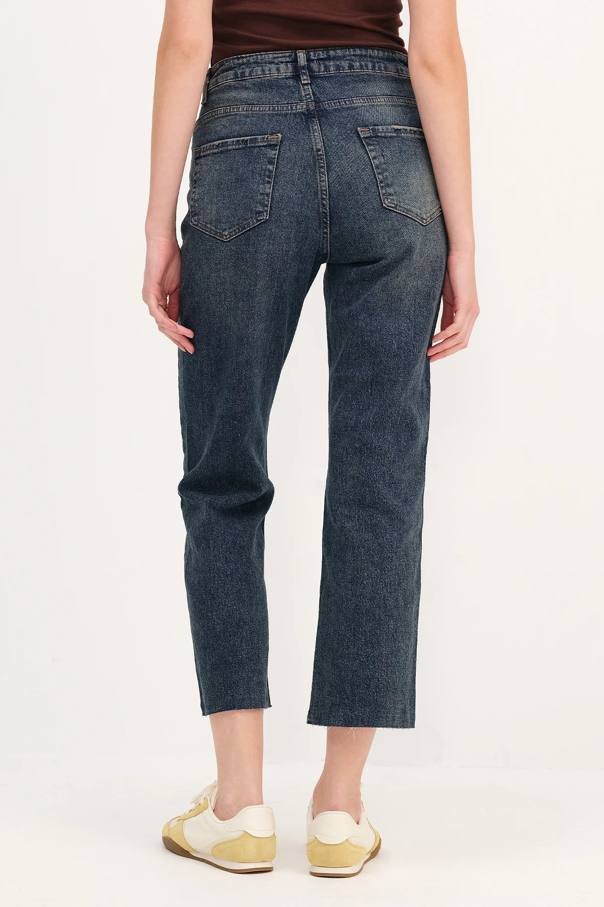 High Waist Straight Jeans - Image 5