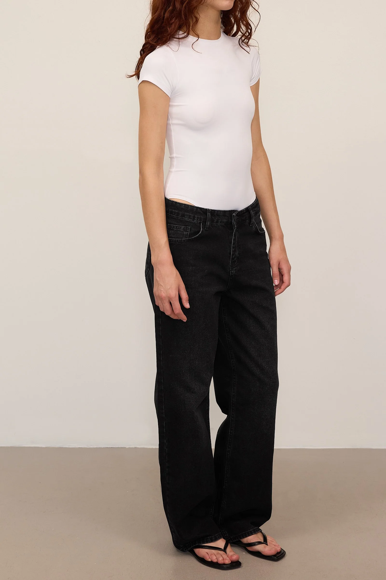 High Waist Wide Leg Jeans - Image 8