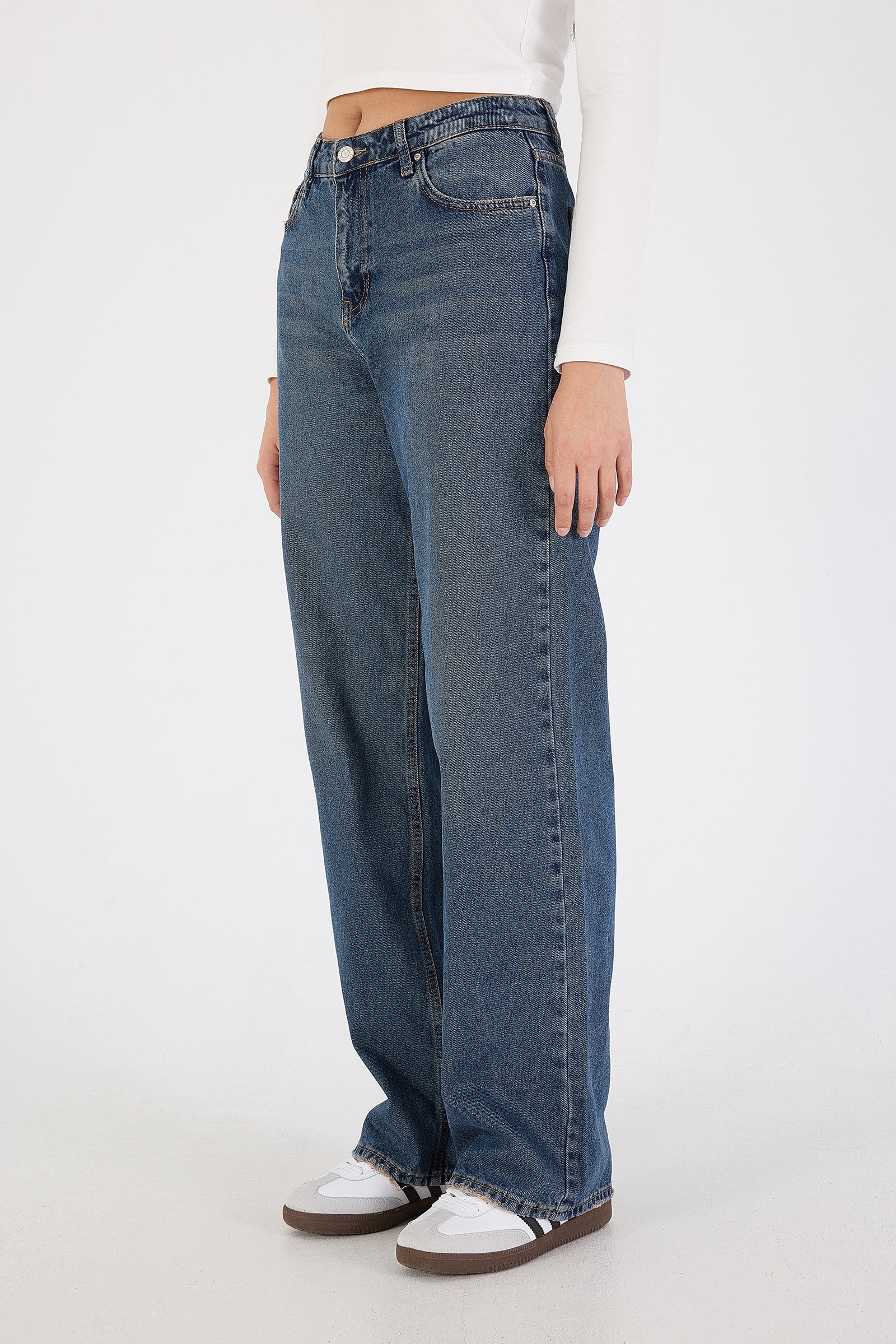 High Waist Wide Leg Jeans - Image 2